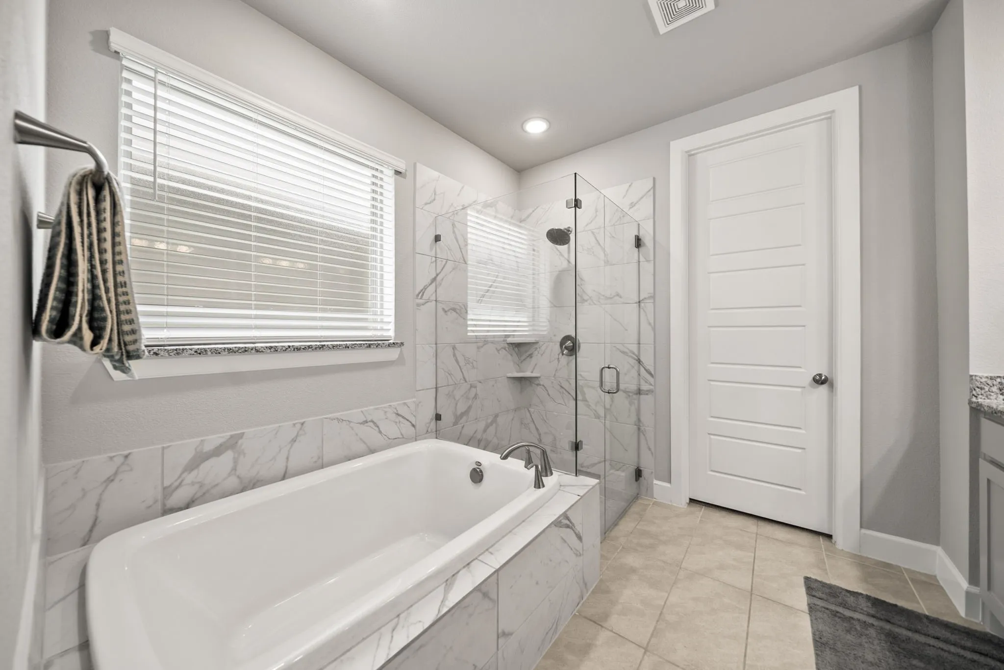 Single Family Residence For Rent in Denton County , 1604 Moss Trail Court, Argyle, Texas 76226, 5 Bedroom, 4 Bathroom, 2 Garage spaces, 3,559 Sqft, built in 2020, mls#21305957, Real Estate Agent in Argyle, Homes For Rent in Denton county, Homes For Rent in Argyle, Realtor in Argyle Texas, Real Estate Brokerage Independent Realty Texas, Luminita Cordes Realtor