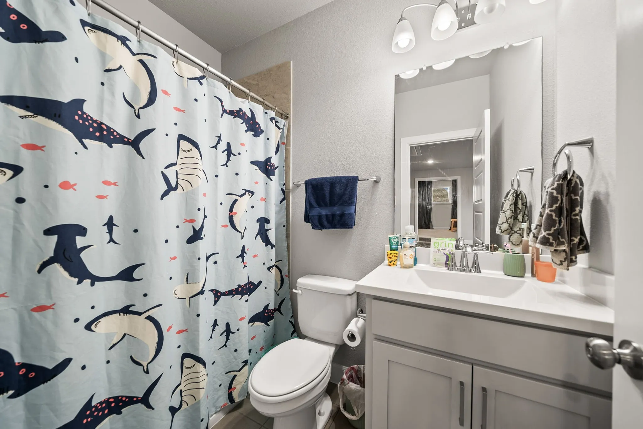 Single Family Residence For Rent in Denton County , 1604 Moss Trail Court, Argyle, Texas 76226, 5 Bedroom, 4 Bathroom, 2 Garage spaces, 3,559 Sqft, built in 2020, mls#21305957, Real Estate Agent in Argyle, Homes For Rent in Denton county, Homes For Rent in Argyle, Realtor in Argyle Texas, Real Estate Brokerage Independent Realty Texas, Luminita Cordes Realtor