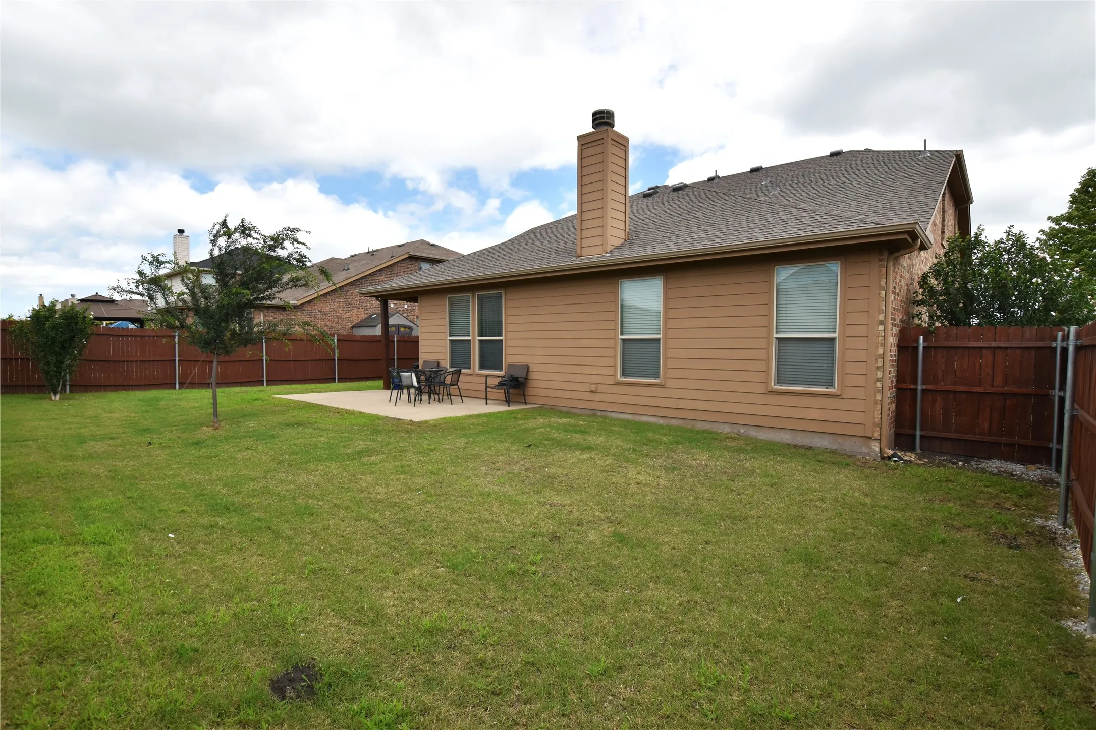 Single Family Residence For Sale in Collin County , 309 Magnolia Drive, Josephine, Texas 75173, 4 Bedroom, 3 Bathroom, 3 Garage spaces, 2,444 Sqft, built in 2012, mls#21307911, Real Estate Agent in Josephine, Homes For Sale in Collin county, Homes For Sale in Josephine, Realtor in Josephine Texas, Real Estate Brokerage Independent Realty Texas, Luminita Cordes Realtor