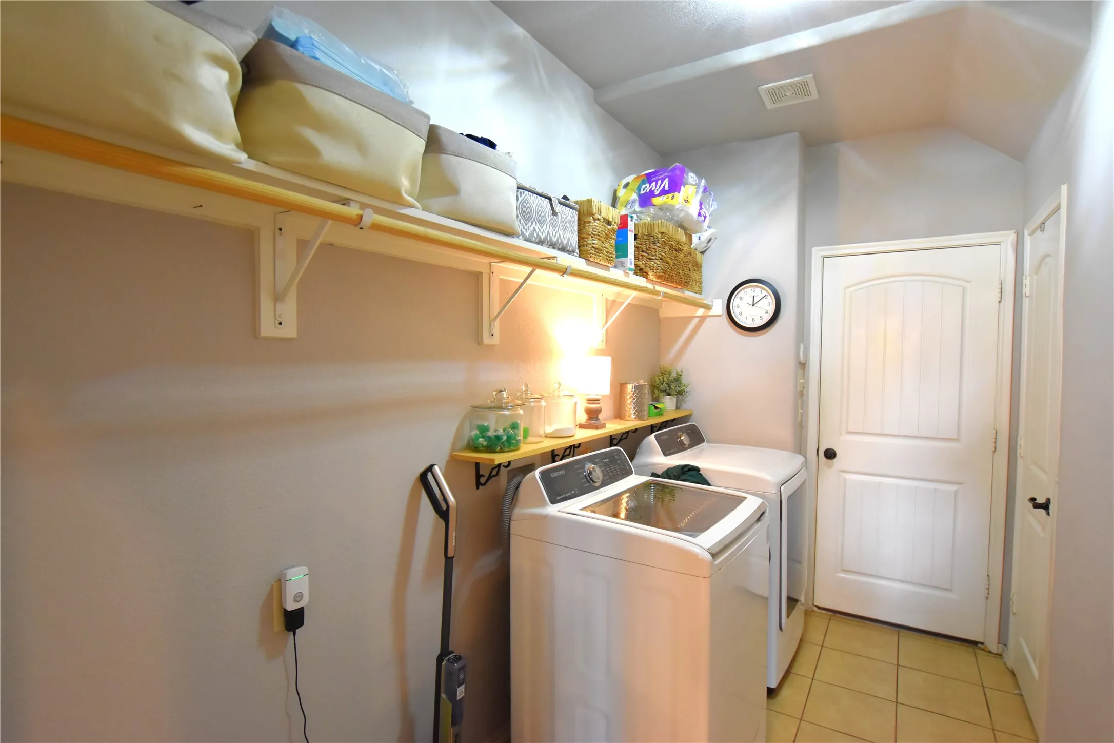 Single Family Residence For Sale in Collin County , 309 Magnolia Drive, Josephine, Texas 75173, 4 Bedroom, 3 Bathroom, 3 Garage spaces, 2,444 Sqft, built in 2012, mls#21307911, Real Estate Agent in Josephine, Homes For Sale in Collin county, Homes For Sale in Josephine, Realtor in Josephine Texas, Real Estate Brokerage Independent Realty Texas, Luminita Cordes Realtor