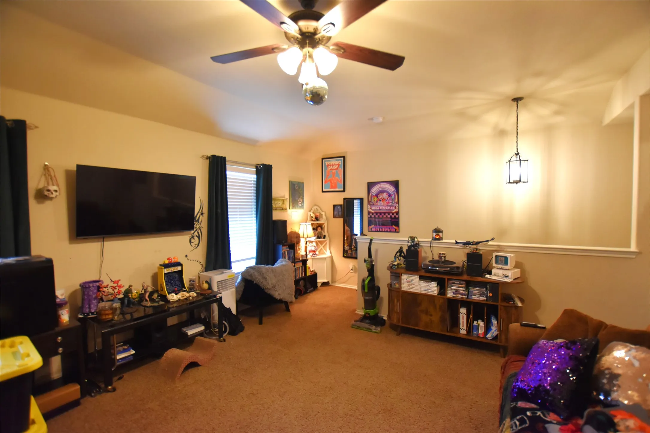 Single Family Residence For Sale in Collin County , 309 Magnolia Drive, Josephine, Texas 75173, 4 Bedroom, 3 Bathroom, 3 Garage spaces, 2,444 Sqft, built in 2012, mls#21307911, Real Estate Agent in Josephine, Homes For Sale in Collin county, Homes For Sale in Josephine, Realtor in Josephine Texas, Real Estate Brokerage Independent Realty Texas, Luminita Cordes Realtor
