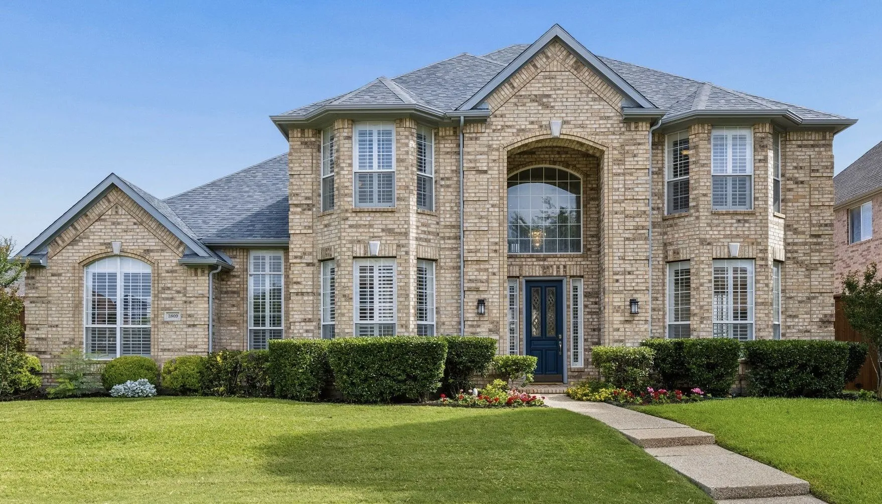 Single Family Residence For Sale in Collin County , 3809 Brookfield Drive, Plano, Texas 75025, 5 Bedroom, 4 Bathroom, 3 Garage spaces, 4,675 Sqft, built in 1999, mls#21307202, Real Estate Agent in Plano, Homes For Sale in Collin county, Homes For Sale in Plano, Realtor in Plano Texas, Real Estate Brokerage Independent Realty Texas, Luminita Cordes Realtor