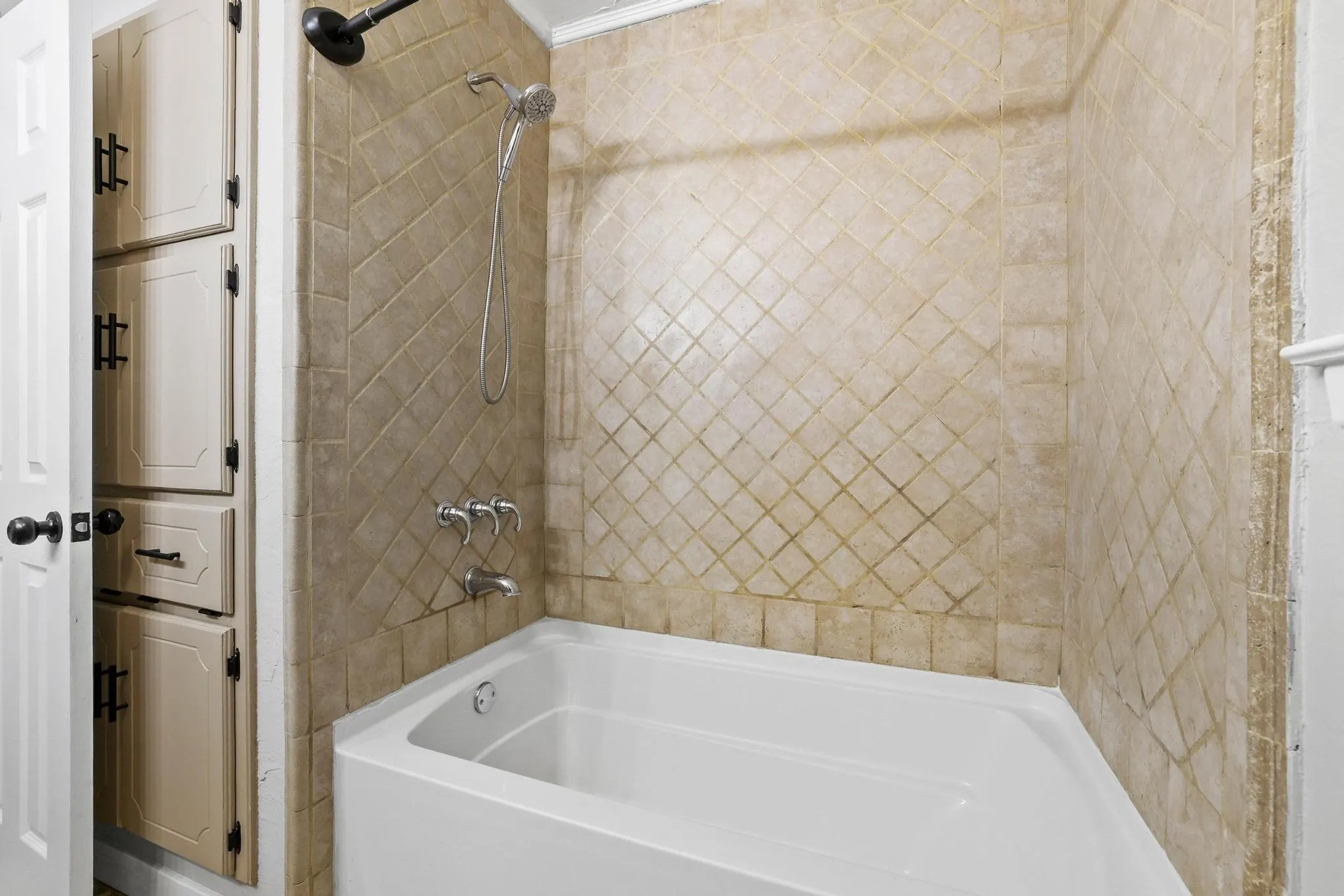 Guest bath