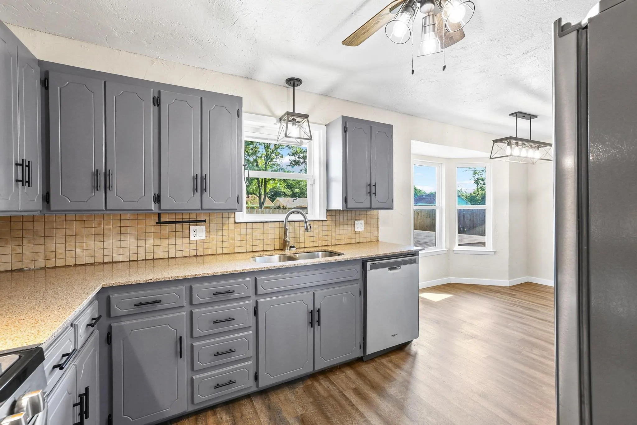 Single Family Residence For Sale in Grayson County , 2715 Regal Drive, Denison, Texas 75020, 3 Bedroom, 2 Bathroom, 2 Garage spaces, 1,617 Sqft, built in 1980, mls#21304559, Real Estate Agent in Denison, Homes For Sale in Grayson county, Homes For Sale in Denison, Realtor in Denison Texas, Real Estate Brokerage Independent Realty Texas, Luminita Cordes Realtor