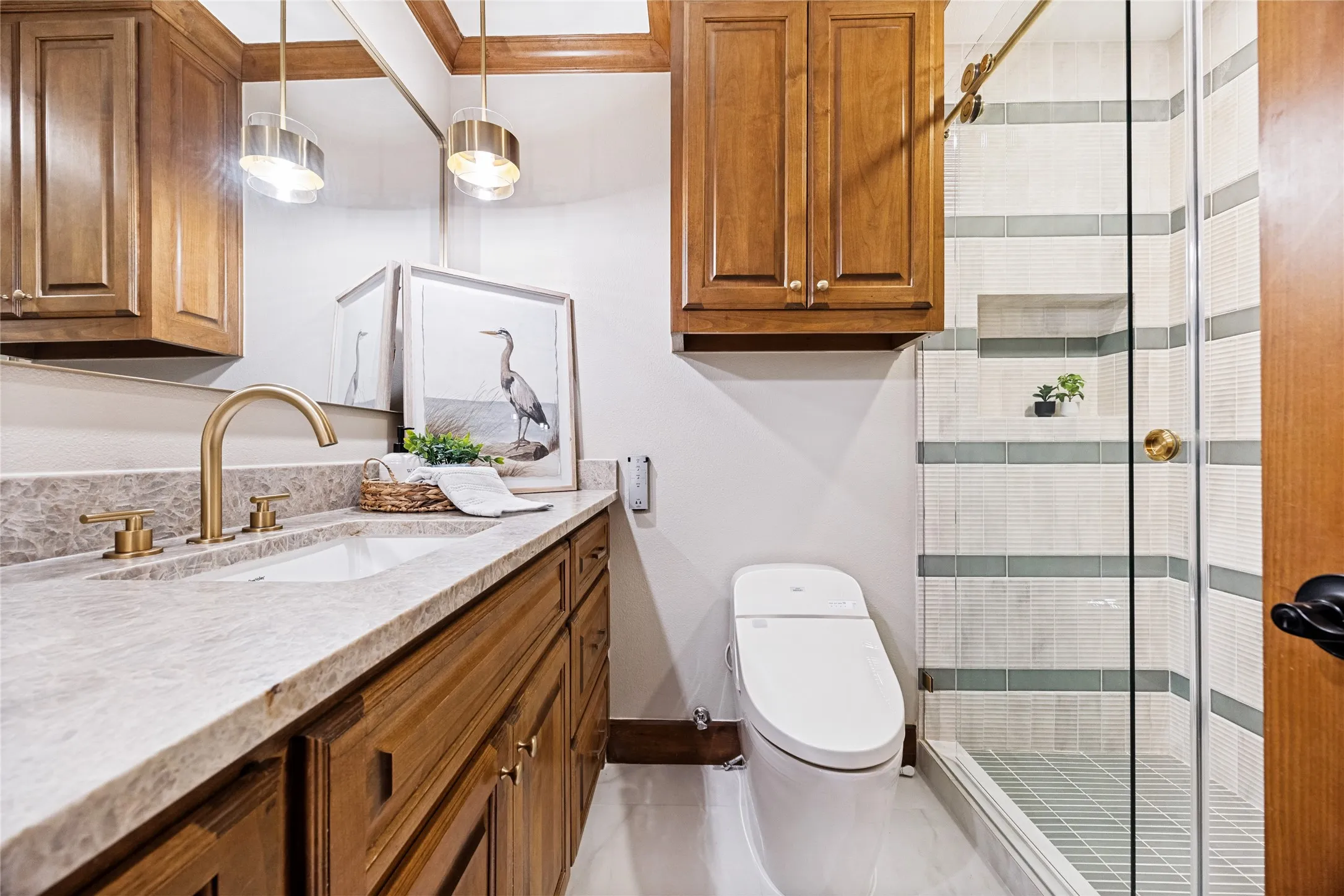 Main House Guest Bathroom