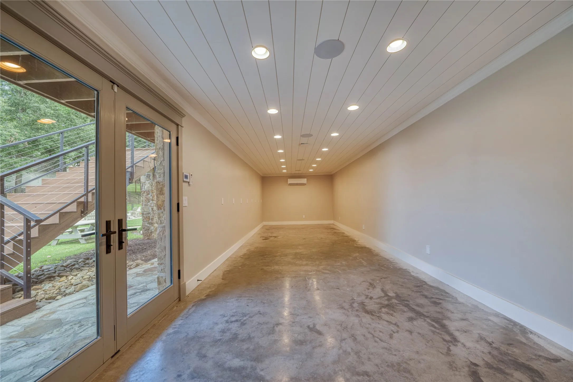 Lakeside Flex Space - Waterview Office, Gym, Game Room, Studio SO much Potential!