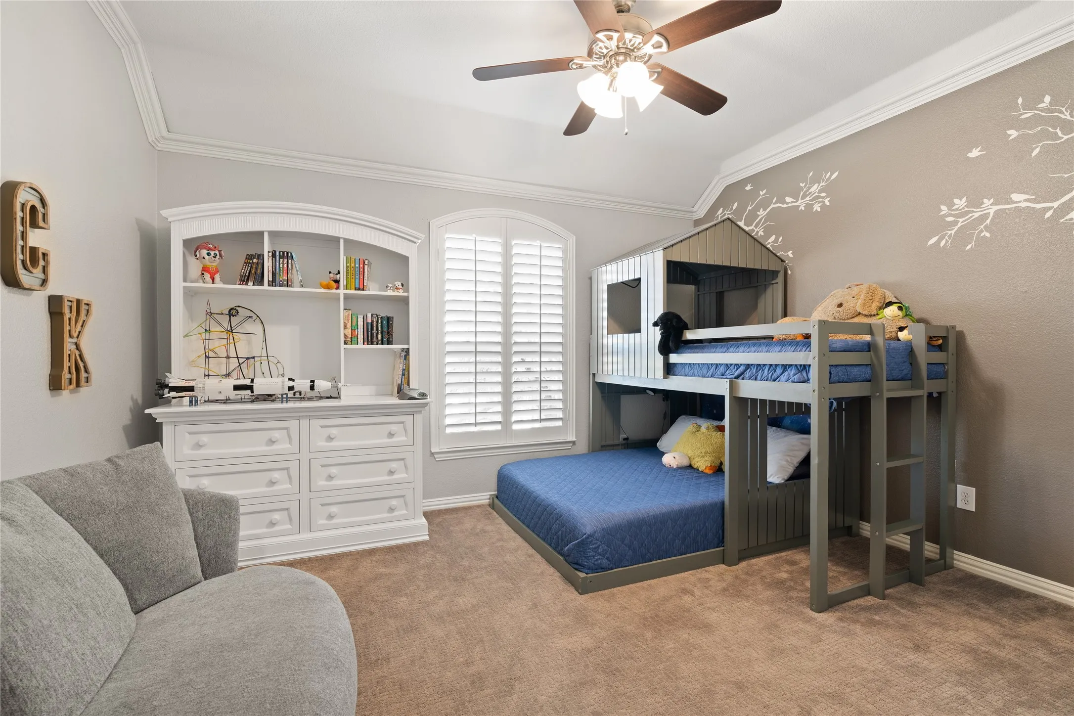 Single Family Residence For Rent in Denton County , 5381 Moss Glen Drive, Frisco, Texas 75034, 5 Bedroom, 4 Bathroom, 3 Garage spaces, 3,805 Sqft, built in 2000, mls#21305221, Real Estate Agent in Frisco, Homes For Rent in Denton county, Homes For Rent in Frisco, Realtor in Frisco Texas, Real Estate Brokerage Independent Realty Texas, Luminita Cordes Realtor