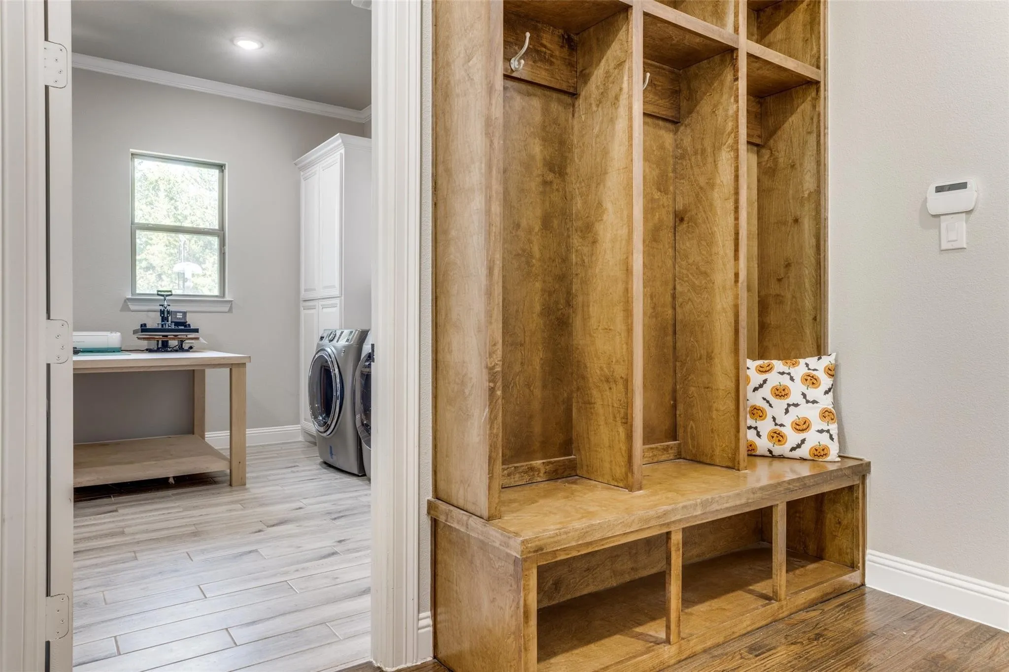 Single Family Residence For Sale in Collin County , 3037 Crossing Drive, Anna, Texas 75409, 4 Bedroom, 4 Bathroom, 3 Garage spaces, 3,977 Sqft, built in 2019, mls#21302539, Real Estate Agent in Anna, Homes For Sale in Collin county, Homes For Sale in Anna, Realtor in Anna Texas, Real Estate Brokerage Independent Realty Texas, Luminita Cordes Realtor