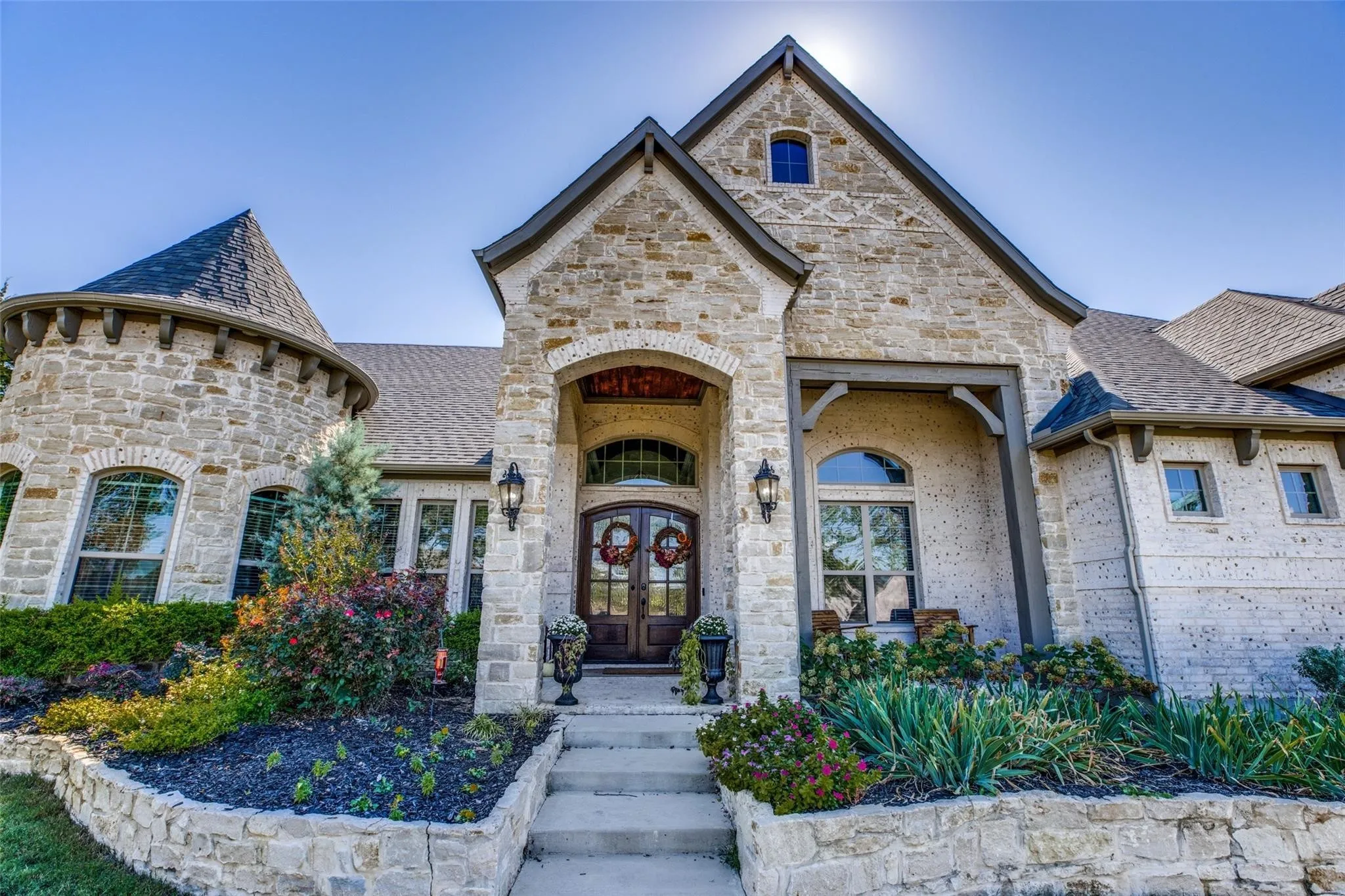 Single Family Residence For Sale in Collin County , 3037 Crossing Drive, Anna, Texas 75409, 4 Bedroom, 4 Bathroom, 3 Garage spaces, 3,977 Sqft, built in 2019, mls#21302539, Real Estate Agent in Anna, Homes For Sale in Collin county, Homes For Sale in Anna, Realtor in Anna Texas, Real Estate Brokerage Independent Realty Texas, Luminita Cordes Realtor