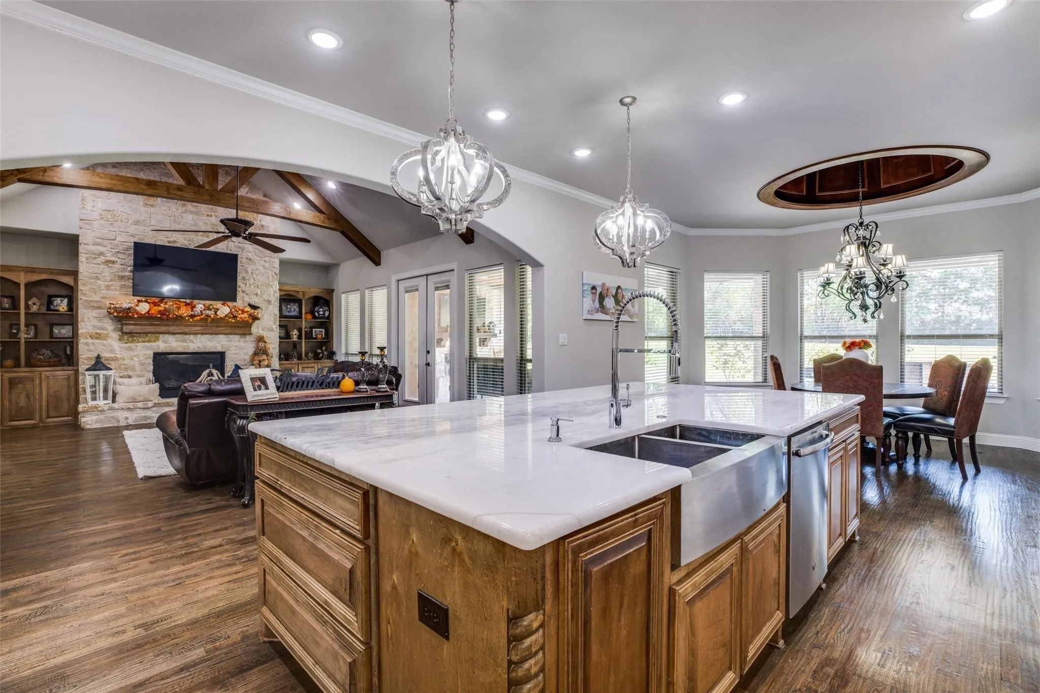Single Family Residence For Sale in Collin County , 3037 Crossing Drive, Anna, Texas 75409, 4 Bedroom, 4 Bathroom, 3 Garage spaces, 3,977 Sqft, built in 2019, mls#21302539, Real Estate Agent in Anna, Homes For Sale in Collin county, Homes For Sale in Anna, Realtor in Anna Texas, Real Estate Brokerage Independent Realty Texas, Luminita Cordes Realtor