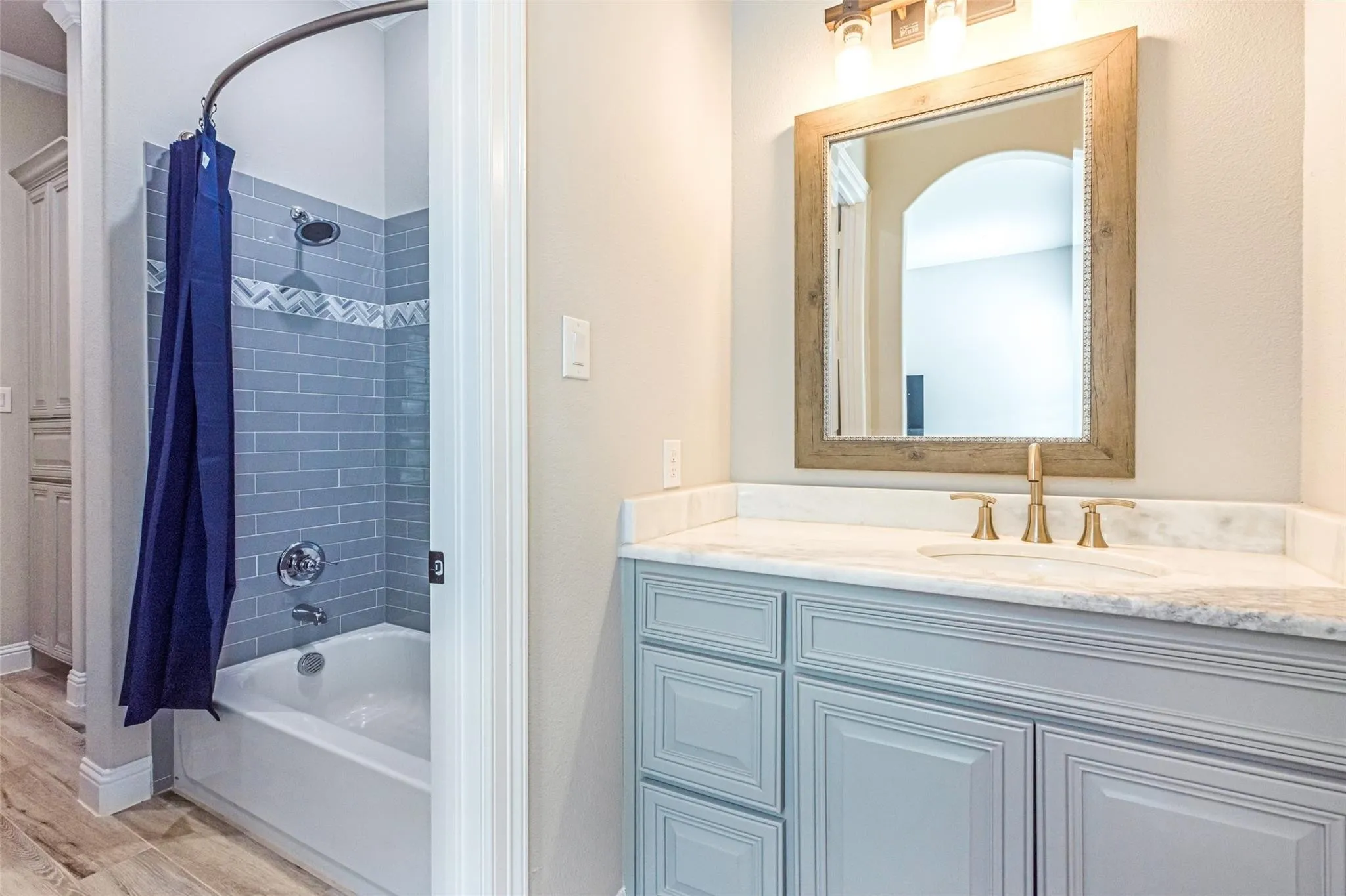 Single Family Residence For Sale in Collin County , 3037 Crossing Drive, Anna, Texas 75409, 4 Bedroom, 4 Bathroom, 3 Garage spaces, 3,977 Sqft, built in 2019, mls#21302539, Real Estate Agent in Anna, Homes For Sale in Collin county, Homes For Sale in Anna, Realtor in Anna Texas, Real Estate Brokerage Independent Realty Texas, Luminita Cordes Realtor