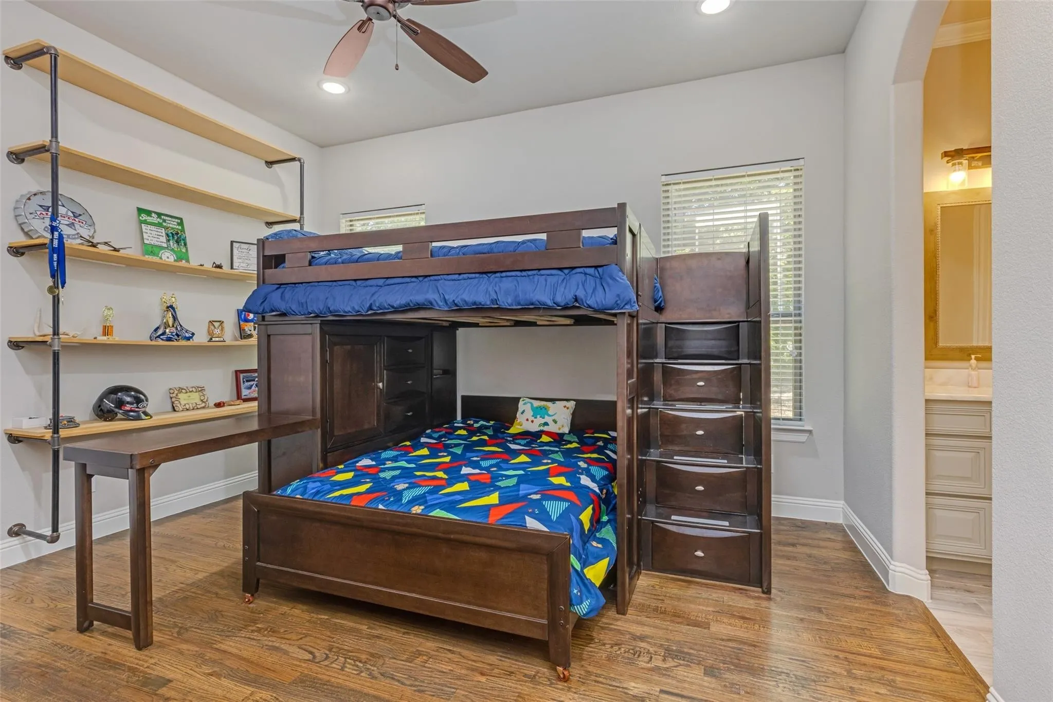 Single Family Residence For Sale in Collin County , 3037 Crossing Drive, Anna, Texas 75409, 4 Bedroom, 4 Bathroom, 3 Garage spaces, 3,977 Sqft, built in 2019, mls#21302539, Real Estate Agent in Anna, Homes For Sale in Collin county, Homes For Sale in Anna, Realtor in Anna Texas, Real Estate Brokerage Independent Realty Texas, Luminita Cordes Realtor
