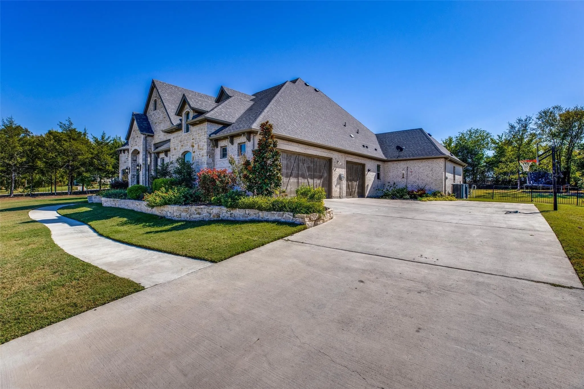Single Family Residence For Sale in Collin County , 3037 Crossing Drive, Anna, Texas 75409, 4 Bedroom, 4 Bathroom, 3 Garage spaces, 3,977 Sqft, built in 2019, mls#21302539, Real Estate Agent in Anna, Homes For Sale in Collin county, Homes For Sale in Anna, Realtor in Anna Texas, Real Estate Brokerage Independent Realty Texas, Luminita Cordes Realtor