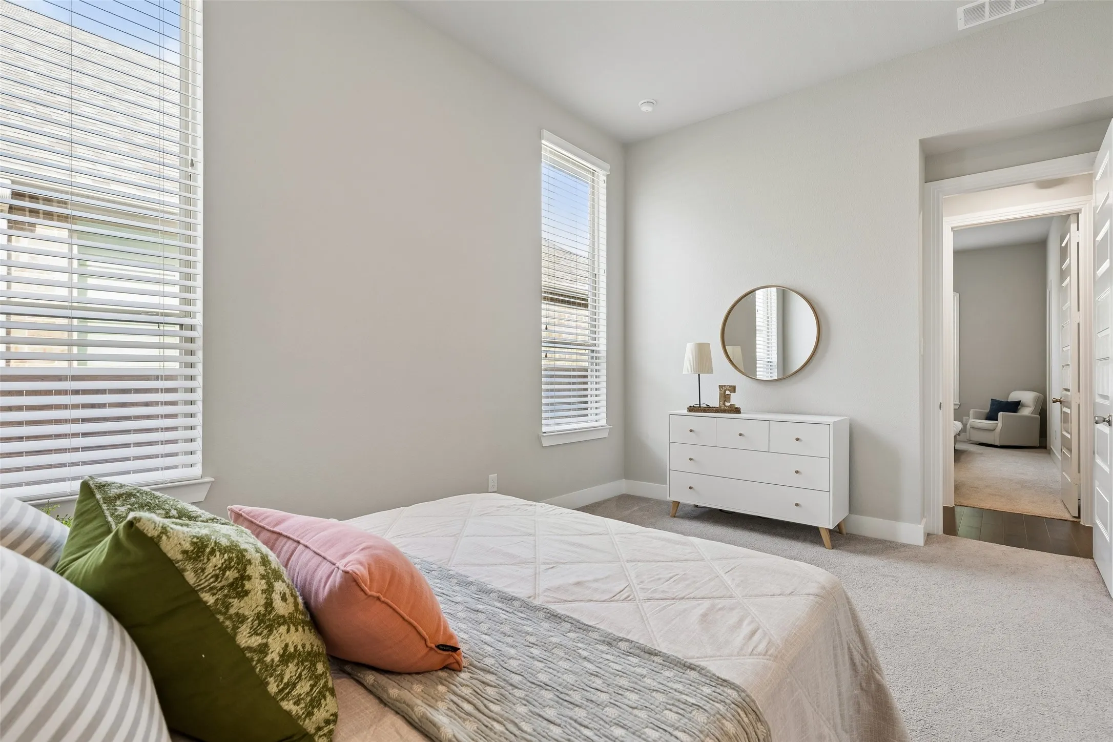 Single Family Residence For Sale in Denton County , 1104 Bluestem Drive, Aubrey, Texas 76227, 3 Bedroom, 4 Bathroom, 3 Garage spaces, 2,720 Sqft, built in 2020, mls#21299940, Real Estate Agent in Aubrey, Homes For Sale in Denton county, Homes For Sale in Aubrey, Realtor in Aubrey Texas, Real Estate Brokerage Independent Realty Texas, Luminita Cordes Realtor