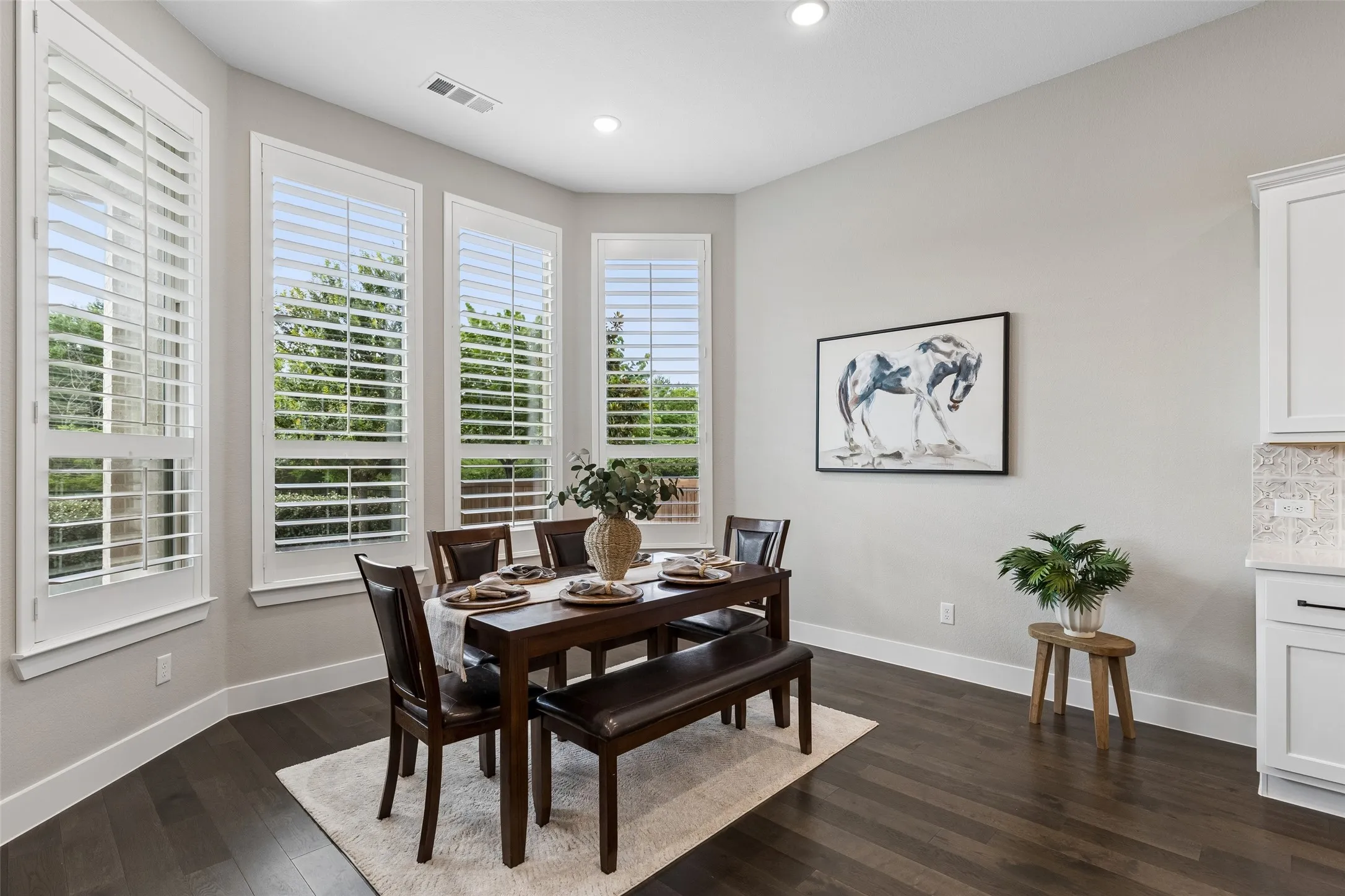 Single Family Residence For Sale in Denton County , 1104 Bluestem Drive, Aubrey, Texas 76227, 3 Bedroom, 4 Bathroom, 3 Garage spaces, 2,720 Sqft, built in 2020, mls#21299940, Real Estate Agent in Aubrey, Homes For Sale in Denton county, Homes For Sale in Aubrey, Realtor in Aubrey Texas, Real Estate Brokerage Independent Realty Texas, Luminita Cordes Realtor