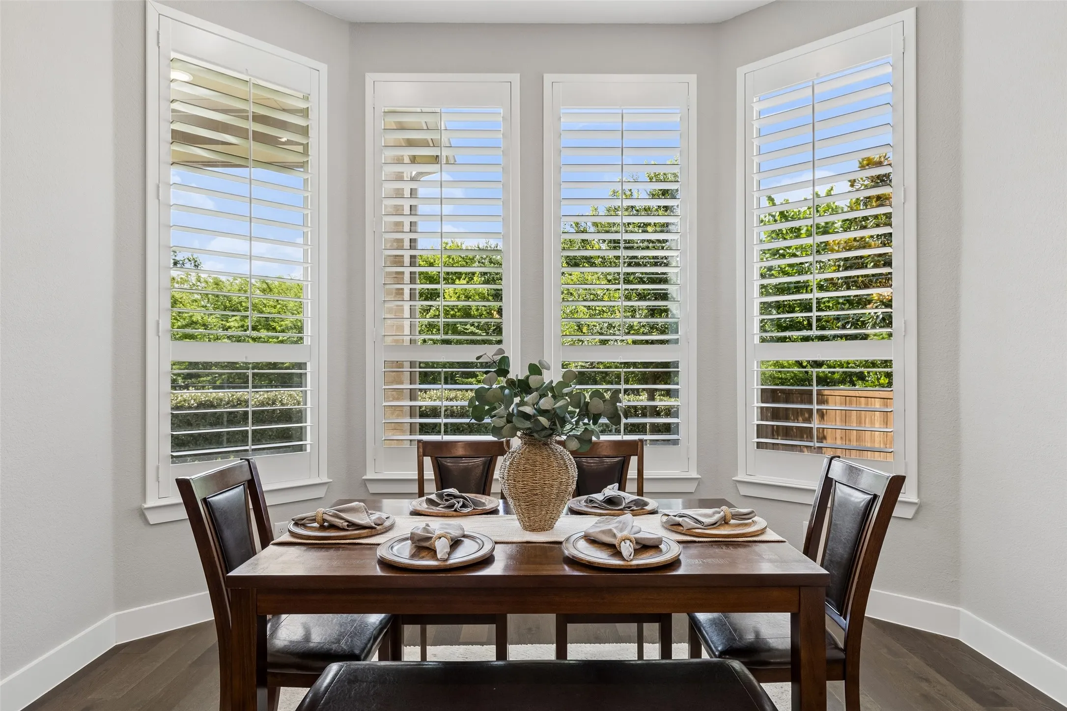 Imagine your meals looking out over the canopy of trees