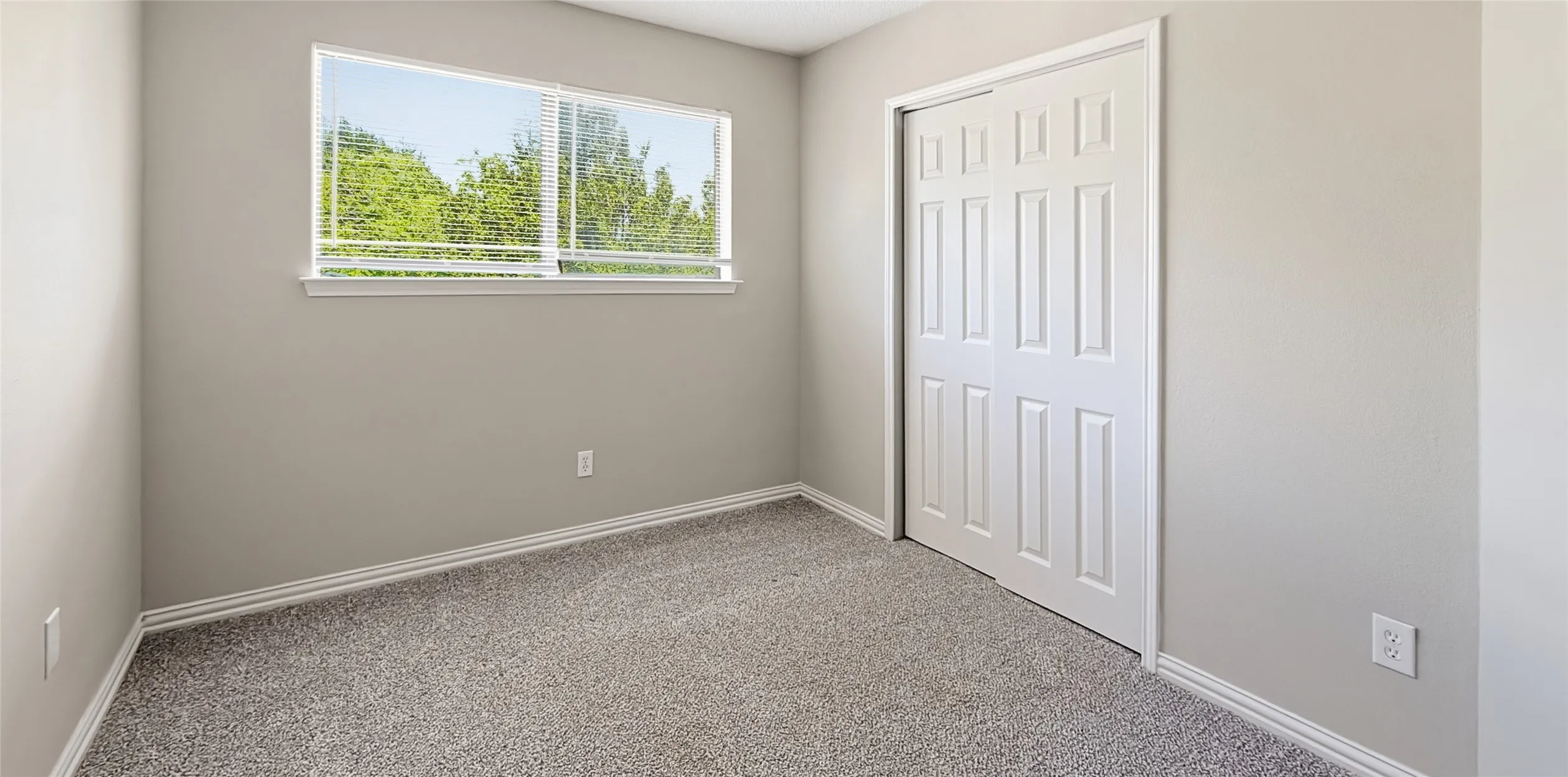 Single Family Residence For Sale in Tarrant County , 6700 Megan Lane, North Richland Hills, Texas 76182, 3 Bedroom, 3 Bathroom, 2 Garage spaces, 1,952 Sqft, built in 1988, mls#21307557, Real Estate Agent in North Richland Hills, Homes For Sale in Tarrant county, Homes For Sale in North Richland Hills, Realtor in North Richland Hills Texas, Real Estate Brokerage Independent Realty Texas, Luminita Cordes Realtor