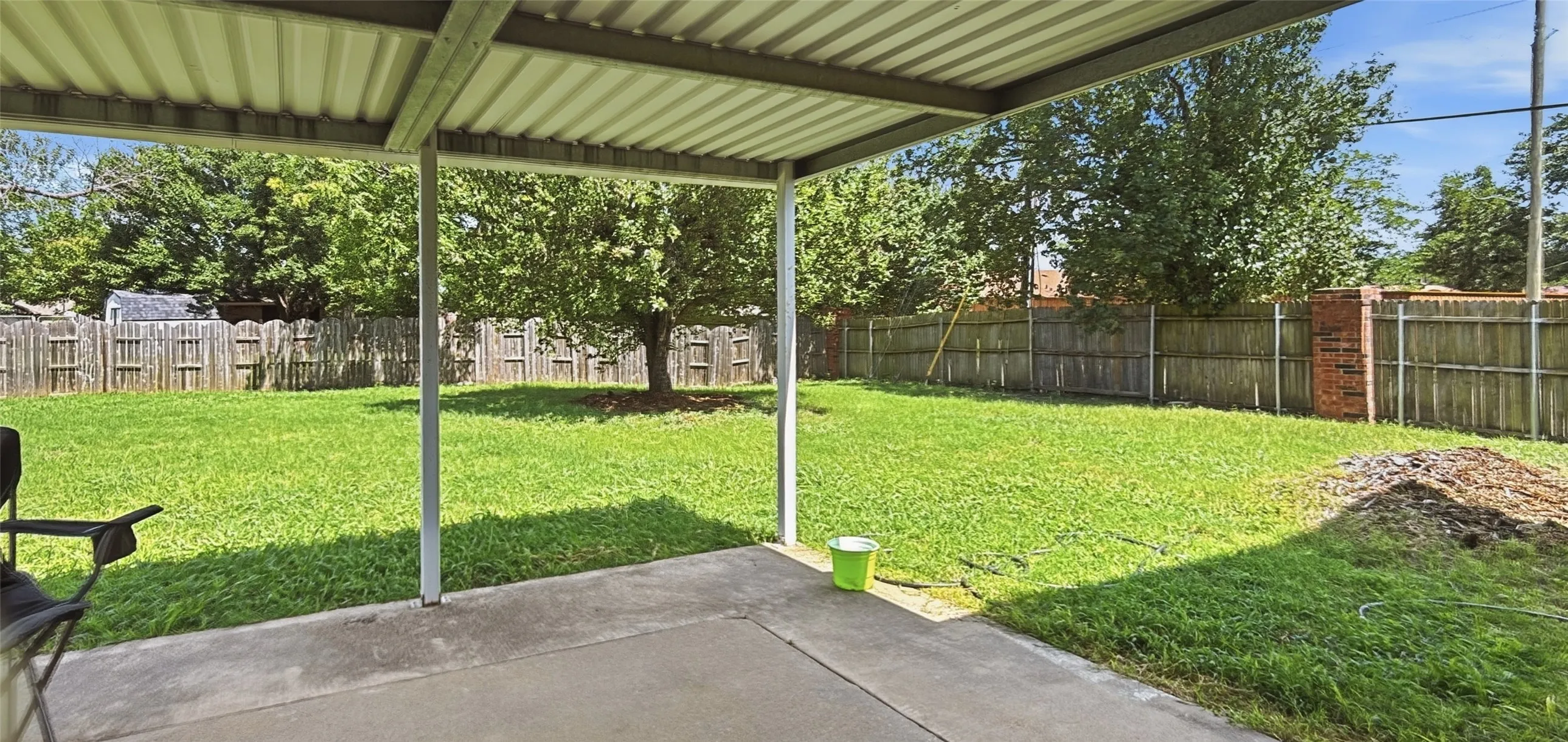 Single Family Residence For Sale in Tarrant County , 6700 Megan Lane, North Richland Hills, Texas 76182, 3 Bedroom, 3 Bathroom, 2 Garage spaces, 1,952 Sqft, built in 1988, mls#21307557, Real Estate Agent in North Richland Hills, Homes For Sale in Tarrant county, Homes For Sale in North Richland Hills, Realtor in North Richland Hills Texas, Real Estate Brokerage Independent Realty Texas, Luminita Cordes Realtor