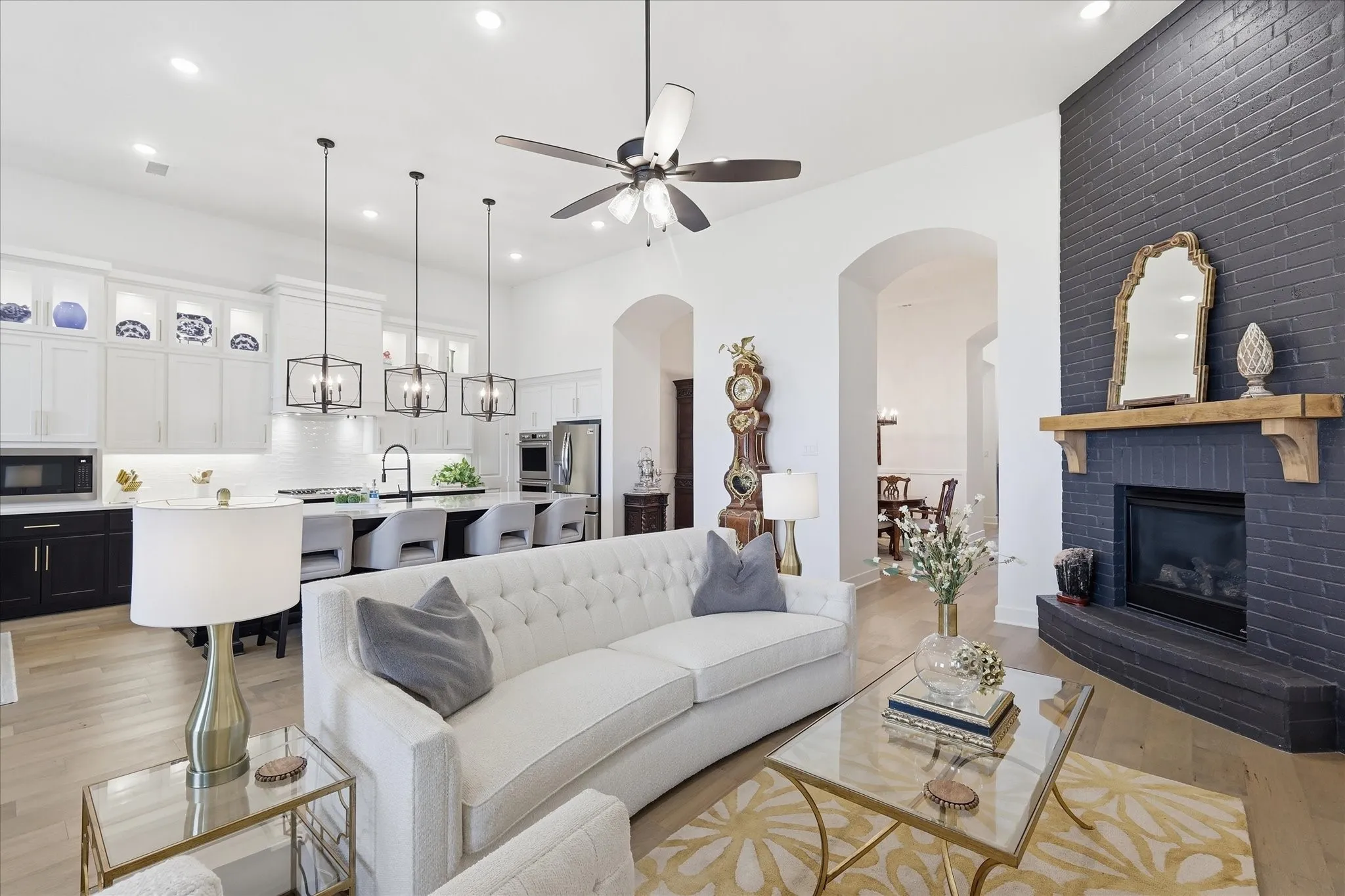 Single Family Residence For Sale in Johnson County , 1507 Emberwood Horizon, Mansfield, Texas 76063, 4 Bedroom, 4 Bathroom, 3 Garage spaces, 3,704 Sqft, built in 2022, mls#21307967, Real Estate Agent in Mansfield, Homes For Sale in Johnson county, Homes For Sale in Mansfield, Realtor in Mansfield Texas, Real Estate Brokerage Independent Realty Texas, Luminita Cordes Realtor