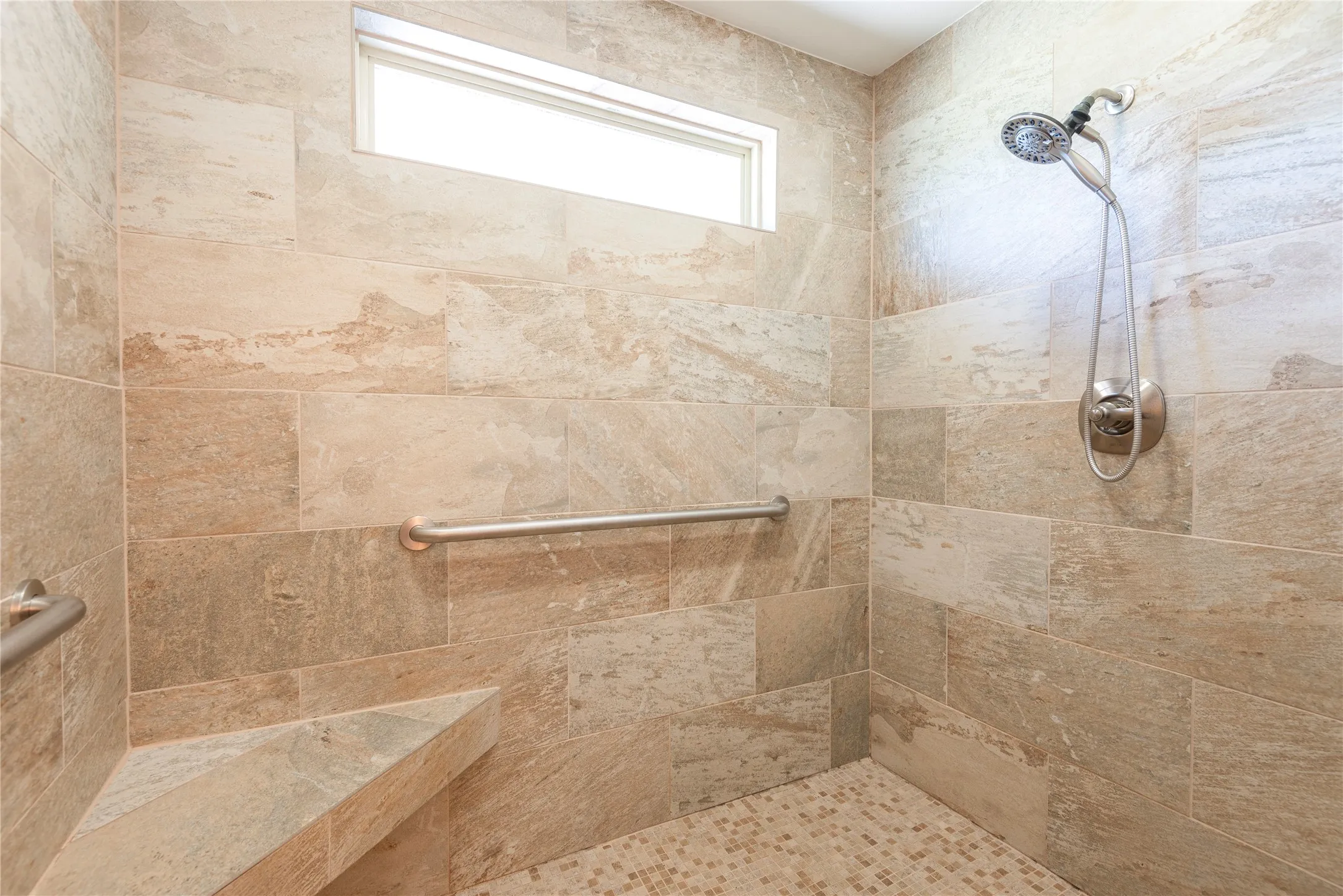 Single Family Residence For Sale in Collin County , 2627 County Road 722, Mc Kinney, Texas 75069, 2 Bedroom, 2 Bathroom, 2 Garage spaces, 1,564 Sqft, built in 2013, mls#21297322, Real Estate Agent in Mc Kinney, Homes For Sale in Collin county, Homes For Sale in Mc Kinney, Realtor in Mc Kinney Texas, Real Estate Brokerage Independent Realty Texas, Luminita Cordes Realtor