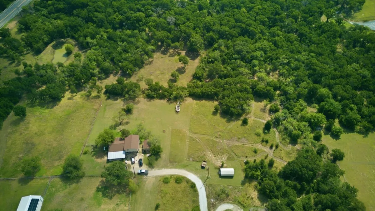 Single Family Residence For Sale in Hill County , 244 Oak Hill Loop, Whitney, Texas 76692, 3 Bedroom, 3 Bathroom, Garage spaces, 2,256 Sqft, built in 0, mls#21307390, Real Estate Agent in Whitney, Homes For Sale in Hill county, Homes For Sale in Whitney, Realtor in Whitney Texas, Real Estate Brokerage Independent Realty Texas, Luminita Cordes Realtor