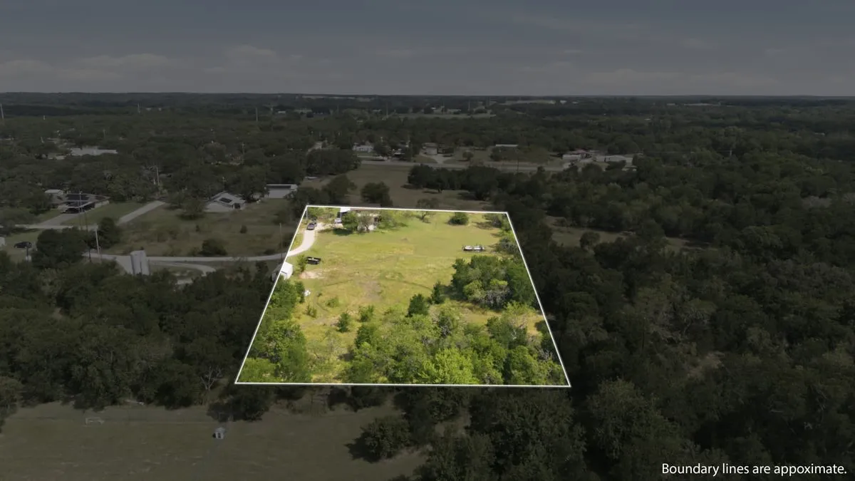 Single Family Residence For Sale in Hill County , 244 Oak Hill Loop, Whitney, Texas 76692, 3 Bedroom, 3 Bathroom, Garage spaces, 2,256 Sqft, built in 0, mls#21307390, Real Estate Agent in Whitney, Homes For Sale in Hill county, Homes For Sale in Whitney, Realtor in Whitney Texas, Real Estate Brokerage Independent Realty Texas, Luminita Cordes Realtor