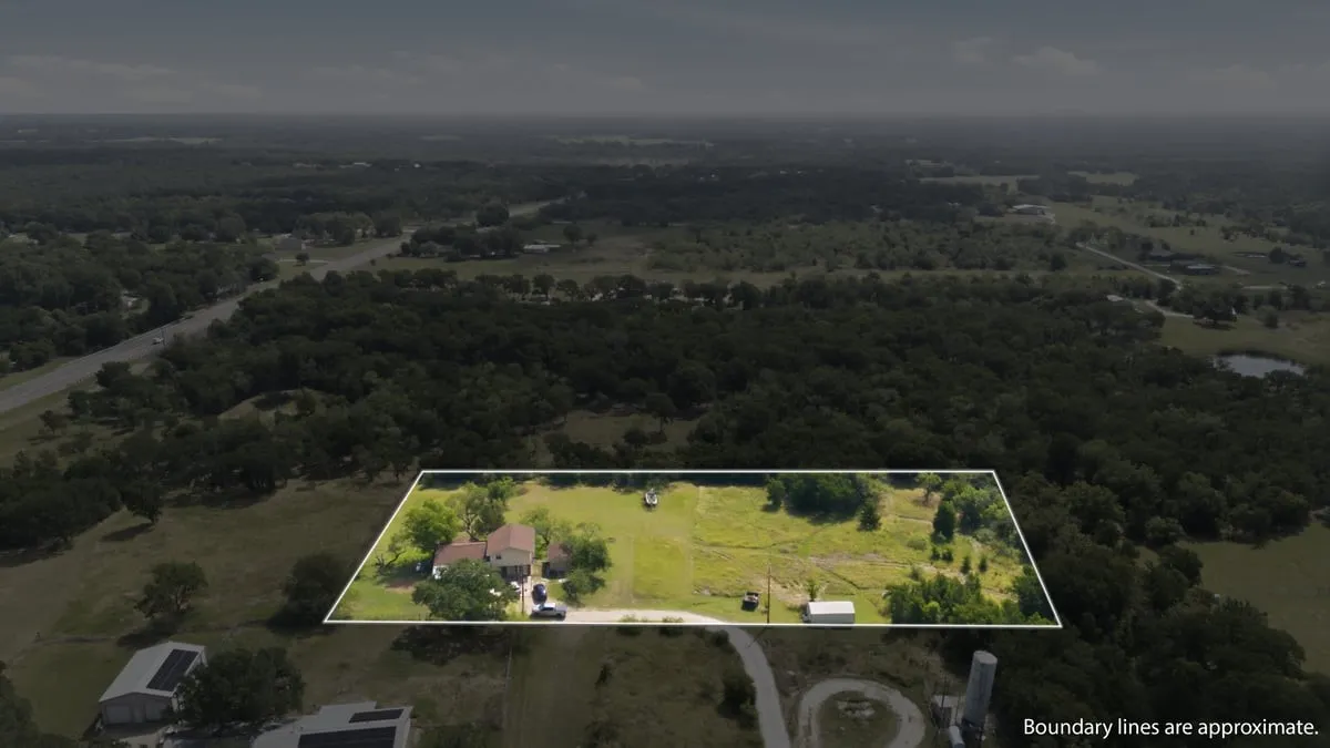 Single Family Residence For Sale in Hill County , 244 Oak Hill Loop, Whitney, Texas 76692, 3 Bedroom, 3 Bathroom, Garage spaces, 2,256 Sqft, built in 0, mls#21307390, Real Estate Agent in Whitney, Homes For Sale in Hill county, Homes For Sale in Whitney, Realtor in Whitney Texas, Real Estate Brokerage Independent Realty Texas, Luminita Cordes Realtor