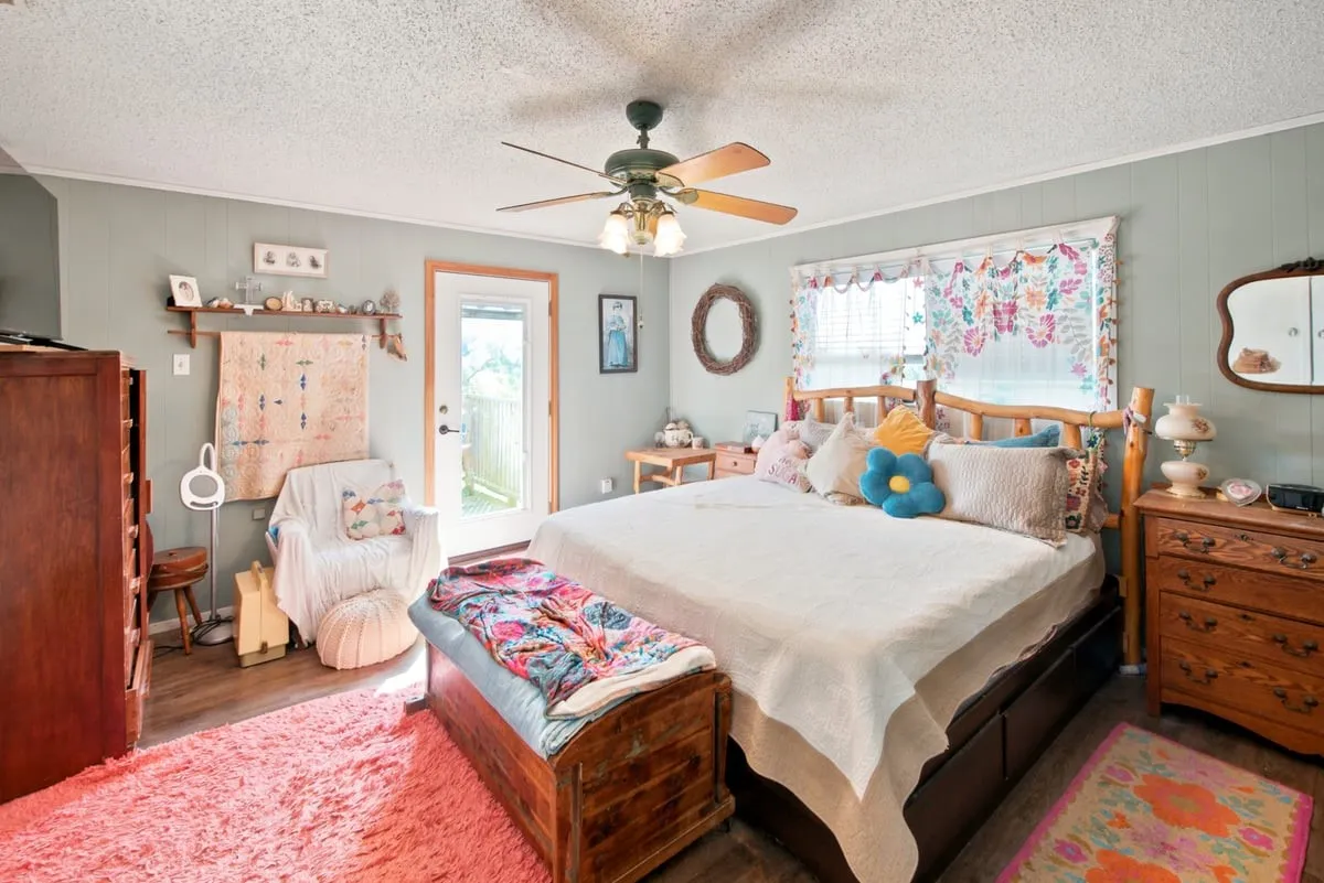 Single Family Residence For Sale in Hill County , 244 Oak Hill Loop, Whitney, Texas 76692, 3 Bedroom, 3 Bathroom, Garage spaces, 2,256 Sqft, built in 0, mls#21307390, Real Estate Agent in Whitney, Homes For Sale in Hill county, Homes For Sale in Whitney, Realtor in Whitney Texas, Real Estate Brokerage Independent Realty Texas, Luminita Cordes Realtor