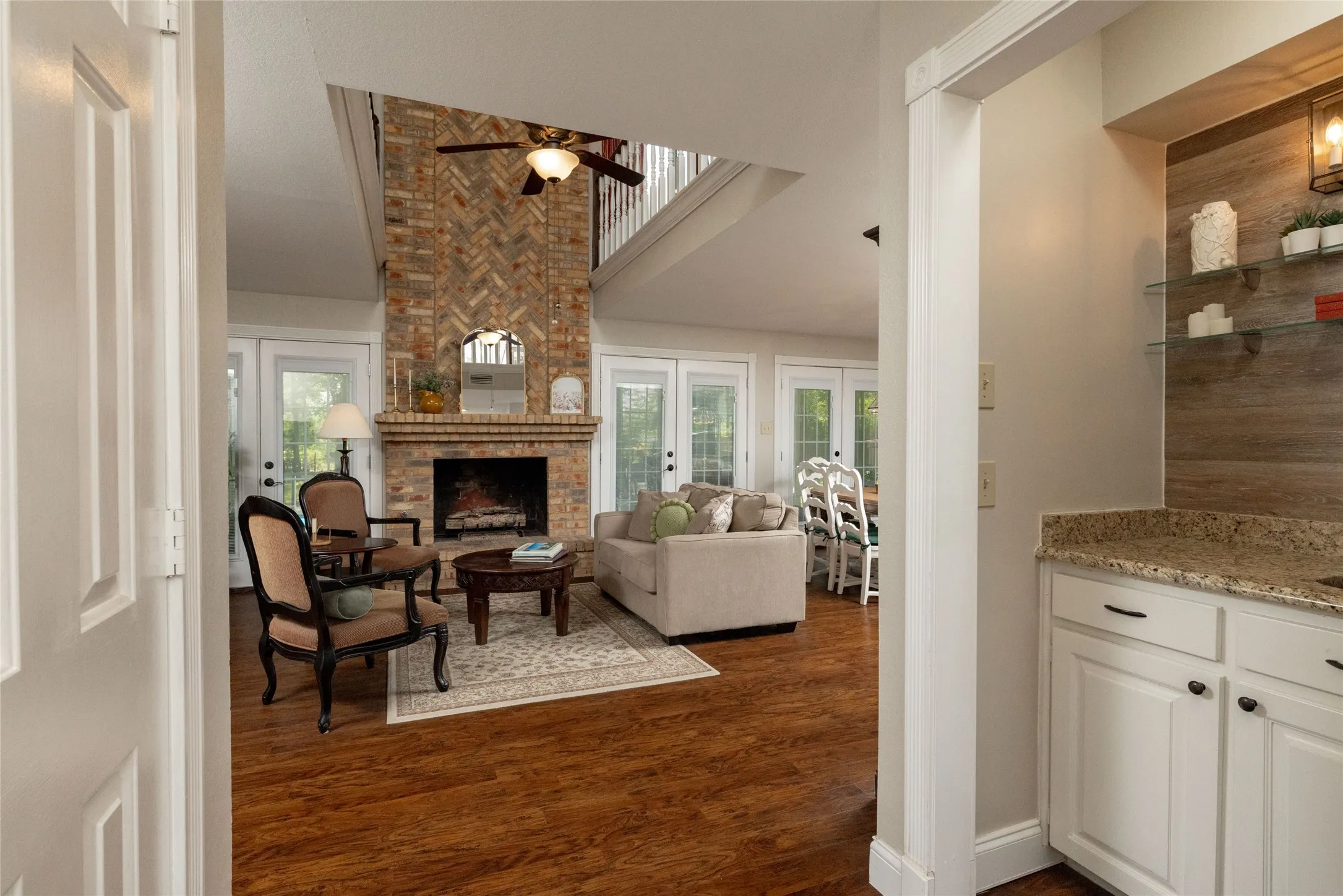 Single Family Residence For Sale in Tarrant County , 1530 Nightingale Circle, Keller, Texas 76262, 4 Bedroom, 4 Bathroom, 2 Garage spaces, 2,896 Sqft, built in 1984, mls#21304928, Real Estate Agent in Keller, Homes For Sale in Tarrant county, Homes For Sale in Keller, Realtor in Keller Texas, Real Estate Brokerage Independent Realty Texas, Luminita Cordes Realtor