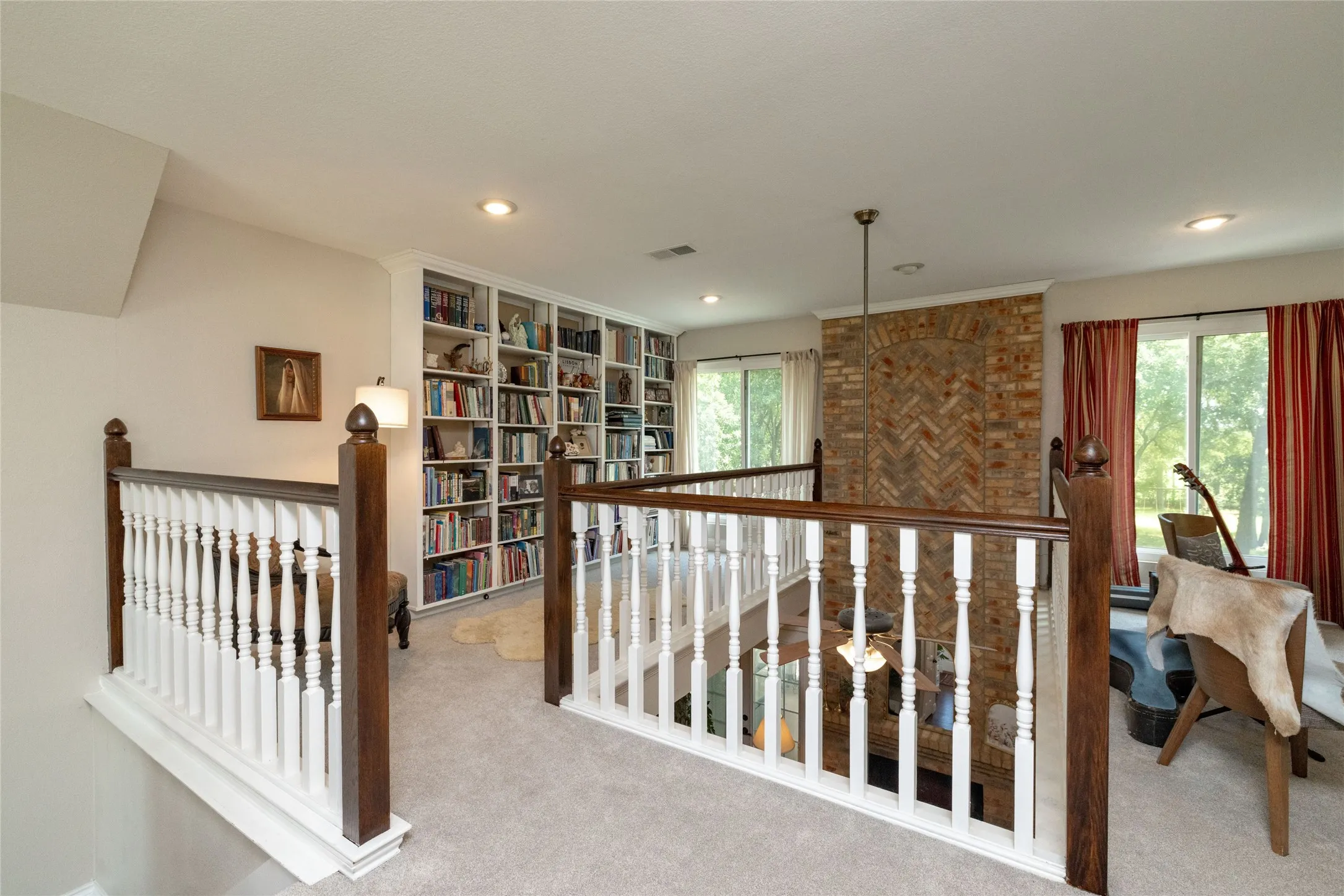 Single Family Residence For Sale in Tarrant County , 1530 Nightingale Circle, Keller, Texas 76262, 4 Bedroom, 4 Bathroom, 2 Garage spaces, 2,896 Sqft, built in 1984, mls#21304928, Real Estate Agent in Keller, Homes For Sale in Tarrant county, Homes For Sale in Keller, Realtor in Keller Texas, Real Estate Brokerage Independent Realty Texas, Luminita Cordes Realtor