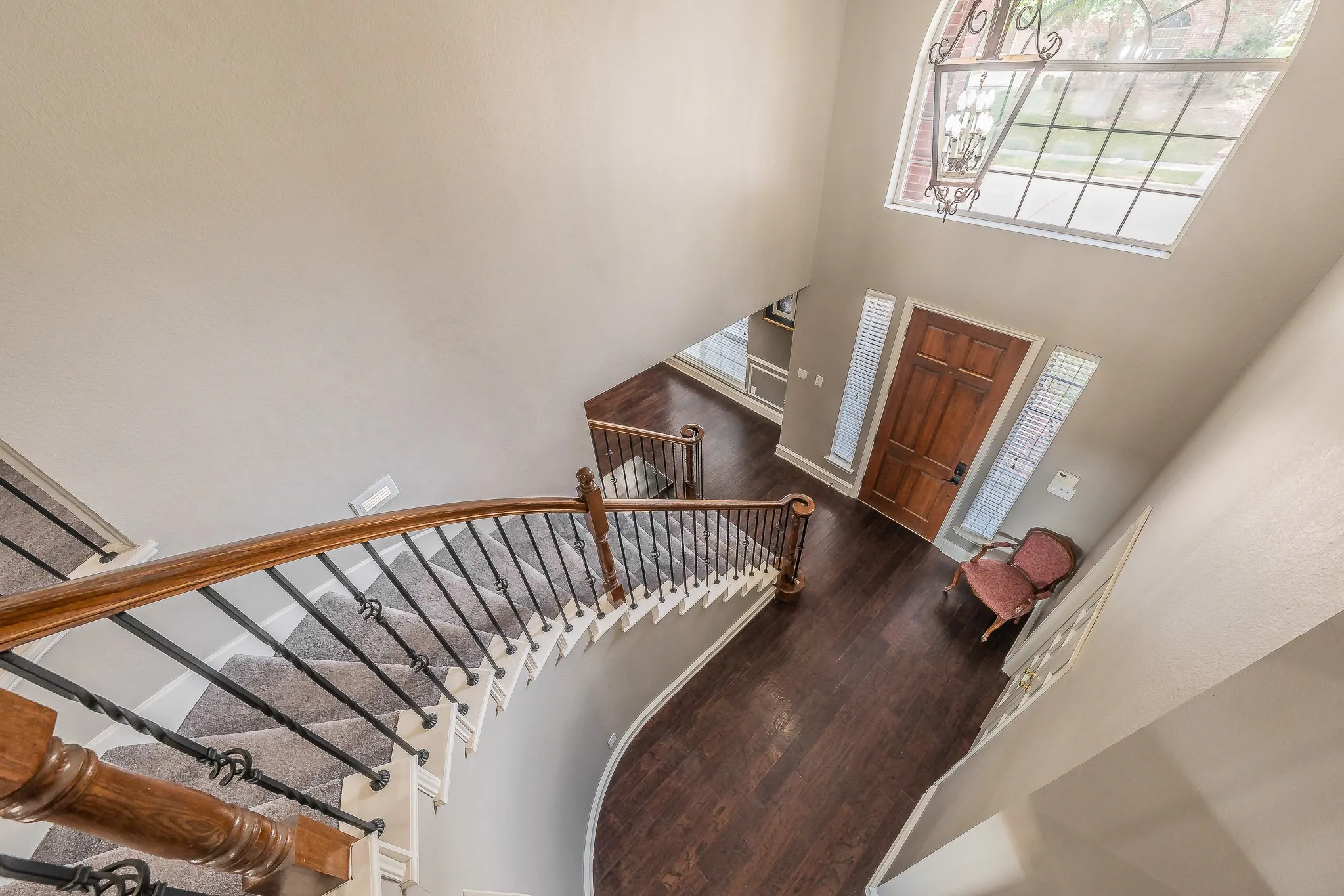 Single Family Residence For Sale in Collin County , 3620 Oakcrest Drive, Plano, Texas 75025, 4 Bedroom, 4 Bathroom, 3 Garage spaces, 3,559 Sqft, built in 1998, mls#21307951, Real Estate Agent in Plano, Homes For Sale in Collin county, Homes For Sale in Plano, Realtor in Plano Texas, Real Estate Brokerage Independent Realty Texas, Luminita Cordes Realtor