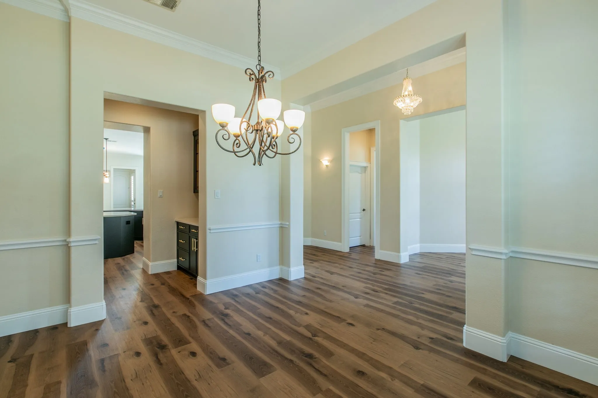 Single Family Residence For Sale in Dallas County , 309 La Reata Court, Cedar Hill, Texas 75104, 5 Bedroom, 4 Bathroom, 3 Garage spaces, 3,772 Sqft, built in 2004, mls#21307685, Real Estate Agent in Cedar Hill, Homes For Sale in Dallas county, Homes For Sale in Cedar Hill, Realtor in Cedar Hill Texas, Real Estate Brokerage Independent Realty Texas, Luminita Cordes Realtor