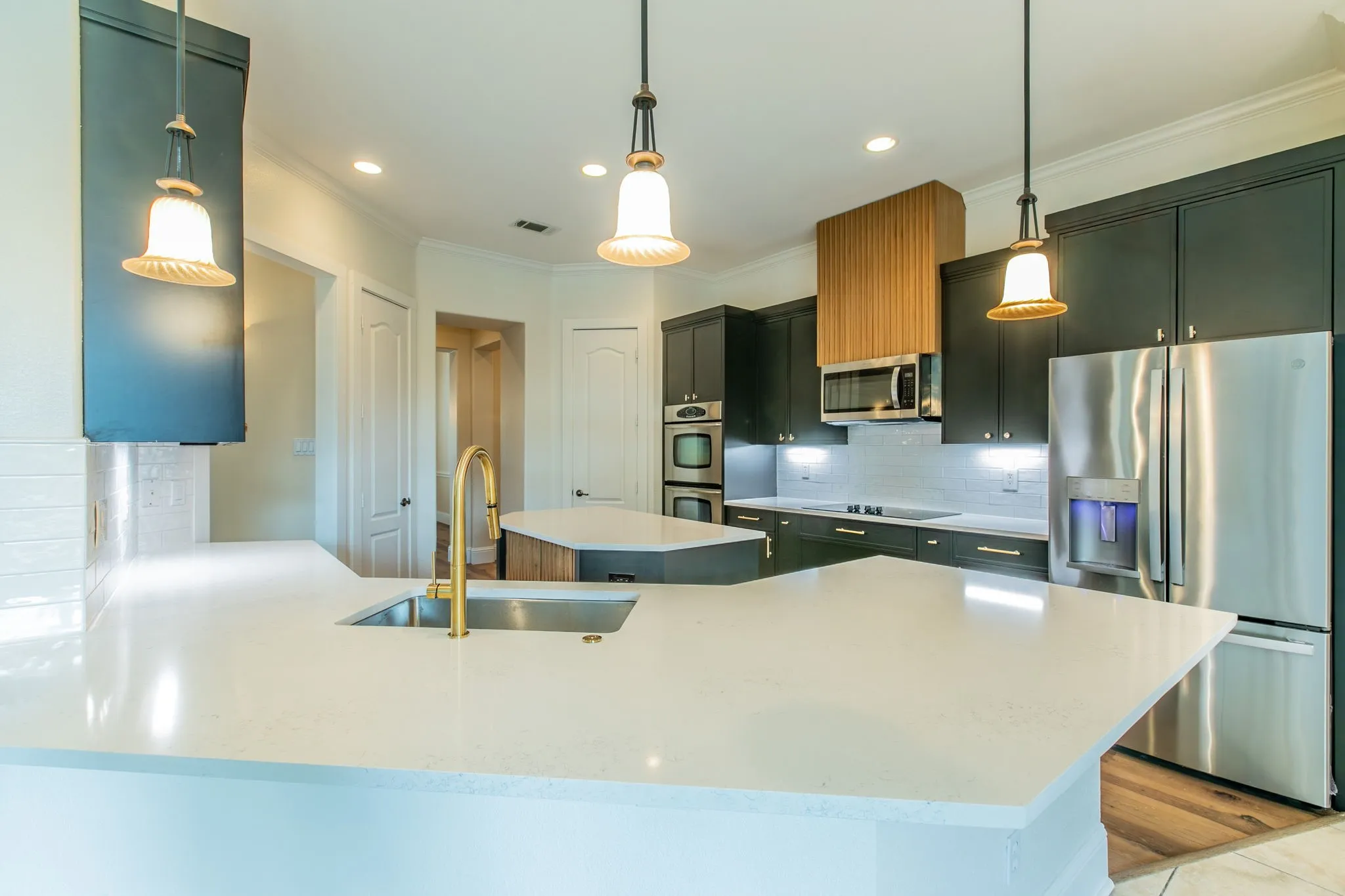 Single Family Residence For Sale in Dallas County , 309 La Reata Court, Cedar Hill, Texas 75104, 5 Bedroom, 4 Bathroom, 3 Garage spaces, 3,772 Sqft, built in 2004, mls#21307685, Real Estate Agent in Cedar Hill, Homes For Sale in Dallas county, Homes For Sale in Cedar Hill, Realtor in Cedar Hill Texas, Real Estate Brokerage Independent Realty Texas, Luminita Cordes Realtor