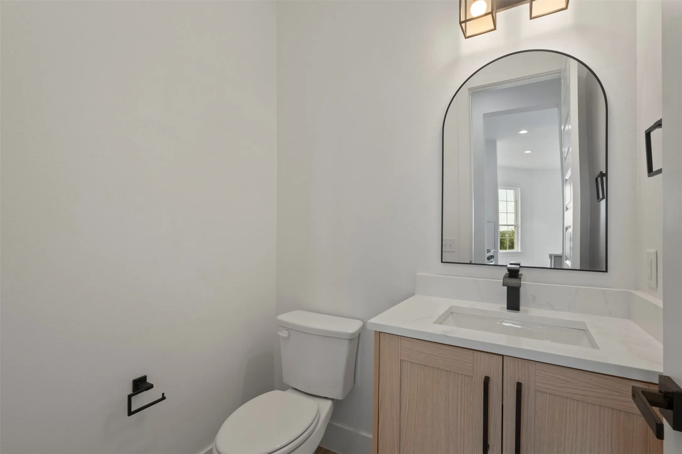 Single Family Residence For Sale in Dallas County , 3457 Sanjeev Drive, Irving, Texas 75060, 4 Bedroom, 4 Bathroom, 2 Garage spaces, 2,640 Sqft, built in 2024, mls#21305819, Real Estate Agent in Irving, Homes For Sale in Dallas county, Homes For Sale in Irving, Realtor in Irving Texas, Real Estate Brokerage Independent Realty Texas, Luminita Cordes Realtor