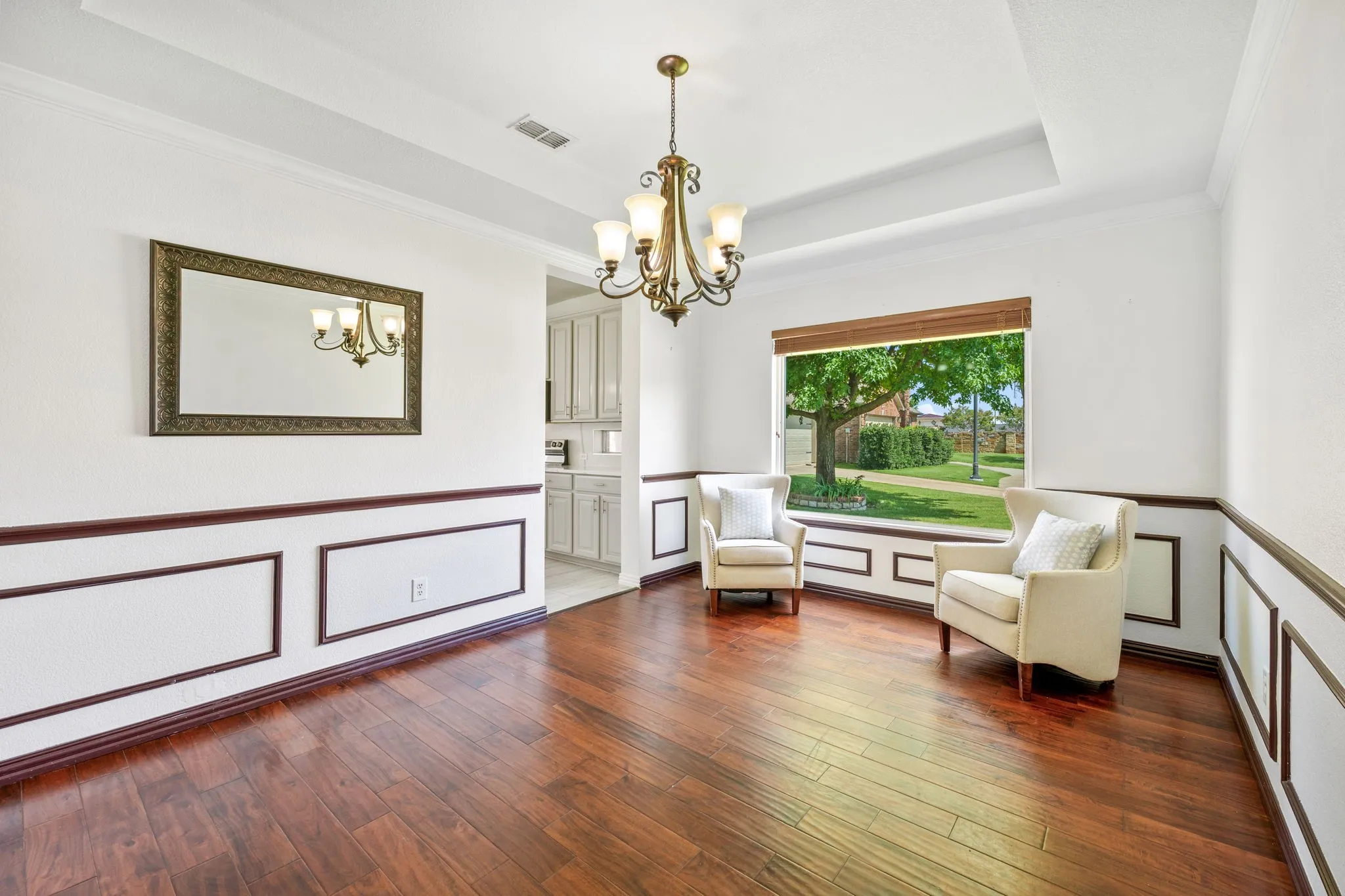 Single Family Residence For Sale in Denton County , 2108 White Rock Lane, Little Elm, Texas 75068, 4 Bedroom, 3 Bathroom, 2 Garage spaces, 3,477 Sqft, built in 2001, mls#21307636, Real Estate Agent in Little Elm, Homes For Sale in Denton county, Homes For Sale in Little Elm, Realtor in Little Elm Texas, Real Estate Brokerage Independent Realty Texas, Luminita Cordes Realtor