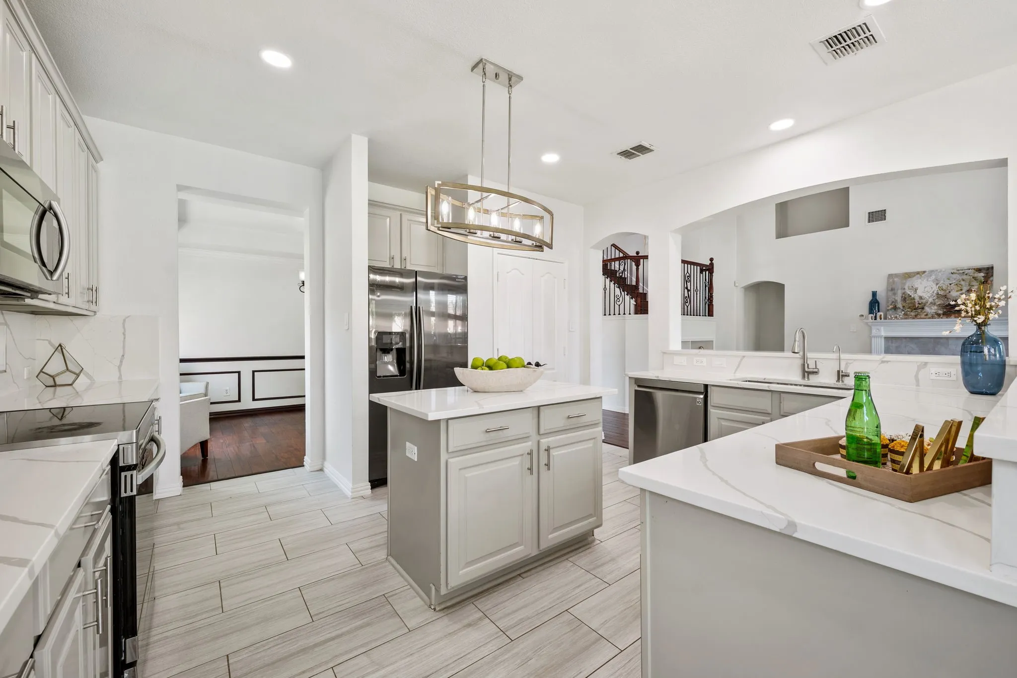 Single Family Residence For Sale in Denton County , 2108 White Rock Lane, Little Elm, Texas 75068, 4 Bedroom, 3 Bathroom, 2 Garage spaces, 3,477 Sqft, built in 2001, mls#21307636, Real Estate Agent in Little Elm, Homes For Sale in Denton county, Homes For Sale in Little Elm, Realtor in Little Elm Texas, Real Estate Brokerage Independent Realty Texas, Luminita Cordes Realtor