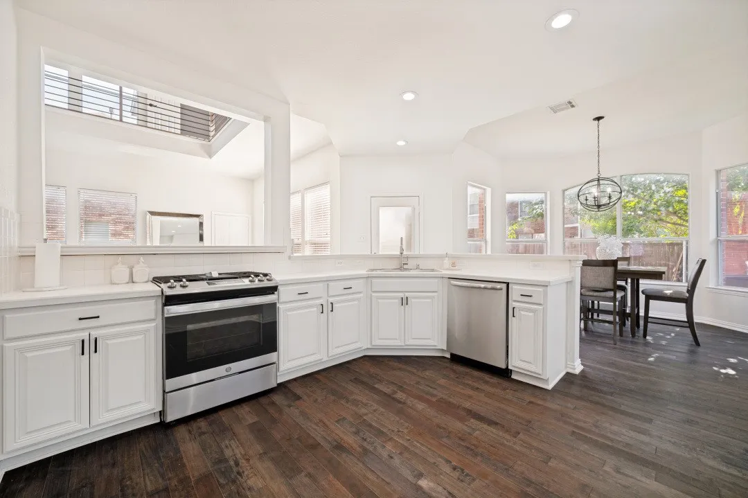 Single Family Residence For Sale in Collin County , 2600 Dunbar Drive, Mc Kinney, Texas 75072, 4 Bedroom, 3 Bathroom, 2 Garage spaces, 2,967 Sqft, built in 2003, mls#21308003, Real Estate Agent in Mc Kinney, Homes For Sale in Collin county, Homes For Sale in Mc Kinney, Realtor in Mc Kinney Texas, Real Estate Brokerage Independent Realty Texas, Luminita Cordes Realtor