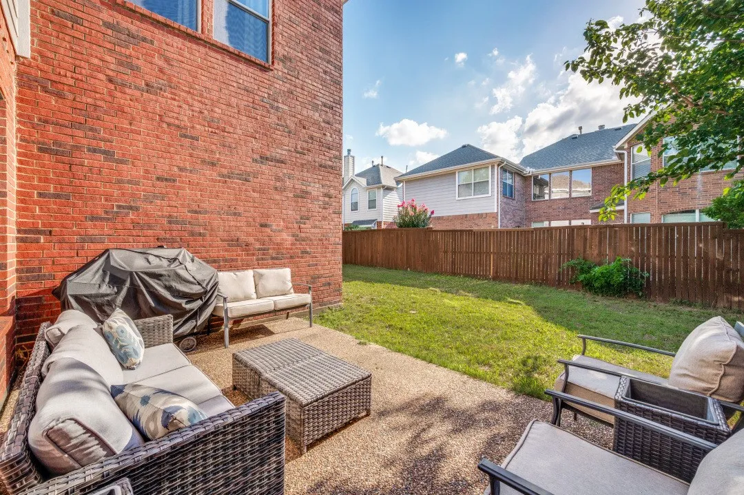 Single Family Residence For Sale in Collin County , 2600 Dunbar Drive, Mc Kinney, Texas 75072, 4 Bedroom, 3 Bathroom, 2 Garage spaces, 2,967 Sqft, built in 2003, mls#21308003, Real Estate Agent in Mc Kinney, Homes For Sale in Collin county, Homes For Sale in Mc Kinney, Realtor in Mc Kinney Texas, Real Estate Brokerage Independent Realty Texas, Luminita Cordes Realtor