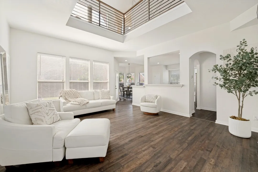 Single Family Residence For Sale in Collin County , 2600 Dunbar Drive, Mc Kinney, Texas 75072, 4 Bedroom, 3 Bathroom, 2 Garage spaces, 2,967 Sqft, built in 2003, mls#21308003, Real Estate Agent in Mc Kinney, Homes For Sale in Collin county, Homes For Sale in Mc Kinney, Realtor in Mc Kinney Texas, Real Estate Brokerage Independent Realty Texas, Luminita Cordes Realtor