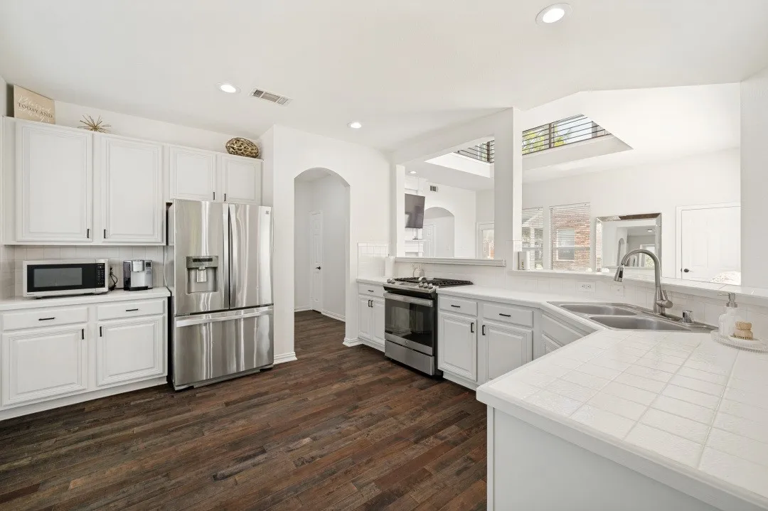 Single Family Residence For Sale in Collin County , 2600 Dunbar Drive, Mc Kinney, Texas 75072, 4 Bedroom, 3 Bathroom, 2 Garage spaces, 2,967 Sqft, built in 2003, mls#21308003, Real Estate Agent in Mc Kinney, Homes For Sale in Collin county, Homes For Sale in Mc Kinney, Realtor in Mc Kinney Texas, Real Estate Brokerage Independent Realty Texas, Luminita Cordes Realtor