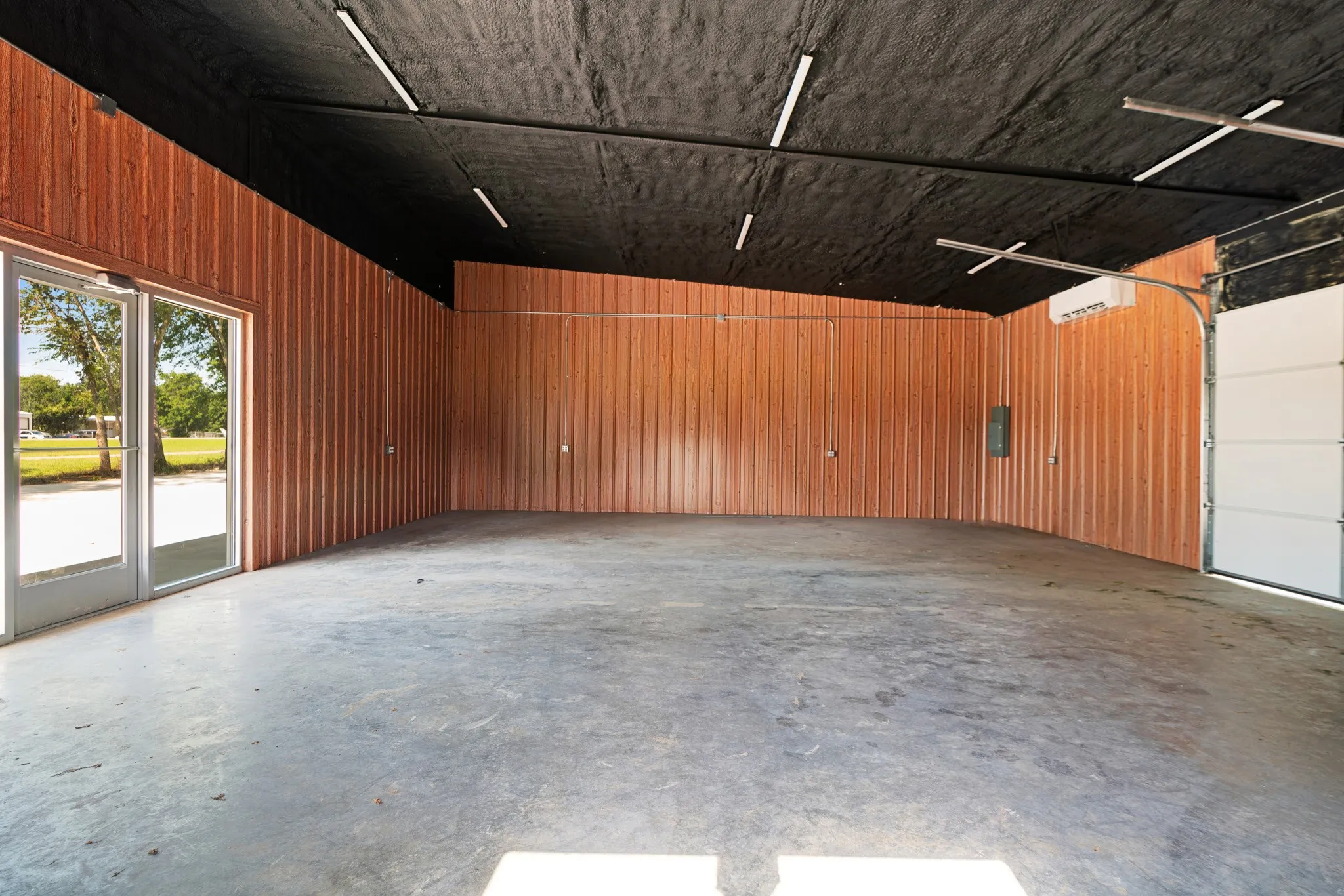 Business For Sale in Lamar County , 1105 W Front Highway, Blossom, Texas 75416, 0, 0, Garage spaces, 0 Sqft, built in 2026, Price $2,500,000, mls#21308021, Real Estate Agent in Blossom, Homes For Sale in Lamar county, Homes For Sale in Blossom, Realtor in Blossom Texas, Real Estate Brokerage Independent Realty Texas, Luminita Cordes Realtor