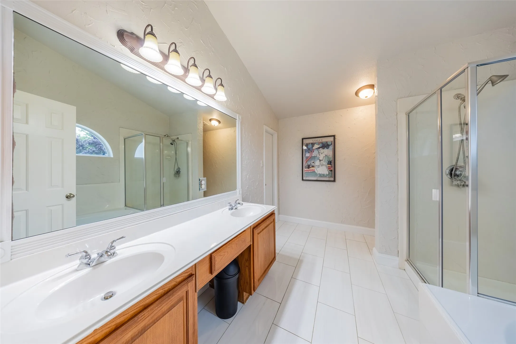 Single Family Residence For Sale in Collin County , 11038 Mansfield Drive, Frisco, Texas 75035, 4 Bedroom, 2 Bathroom, 2 Garage spaces, 2,134 Sqft, built in 2003, mls#21308033, Real Estate Agent in Frisco, Homes For Sale in Collin county, Homes For Sale in Frisco, Realtor in Frisco Texas, Real Estate Brokerage Independent Realty Texas, Luminita Cordes Realtor