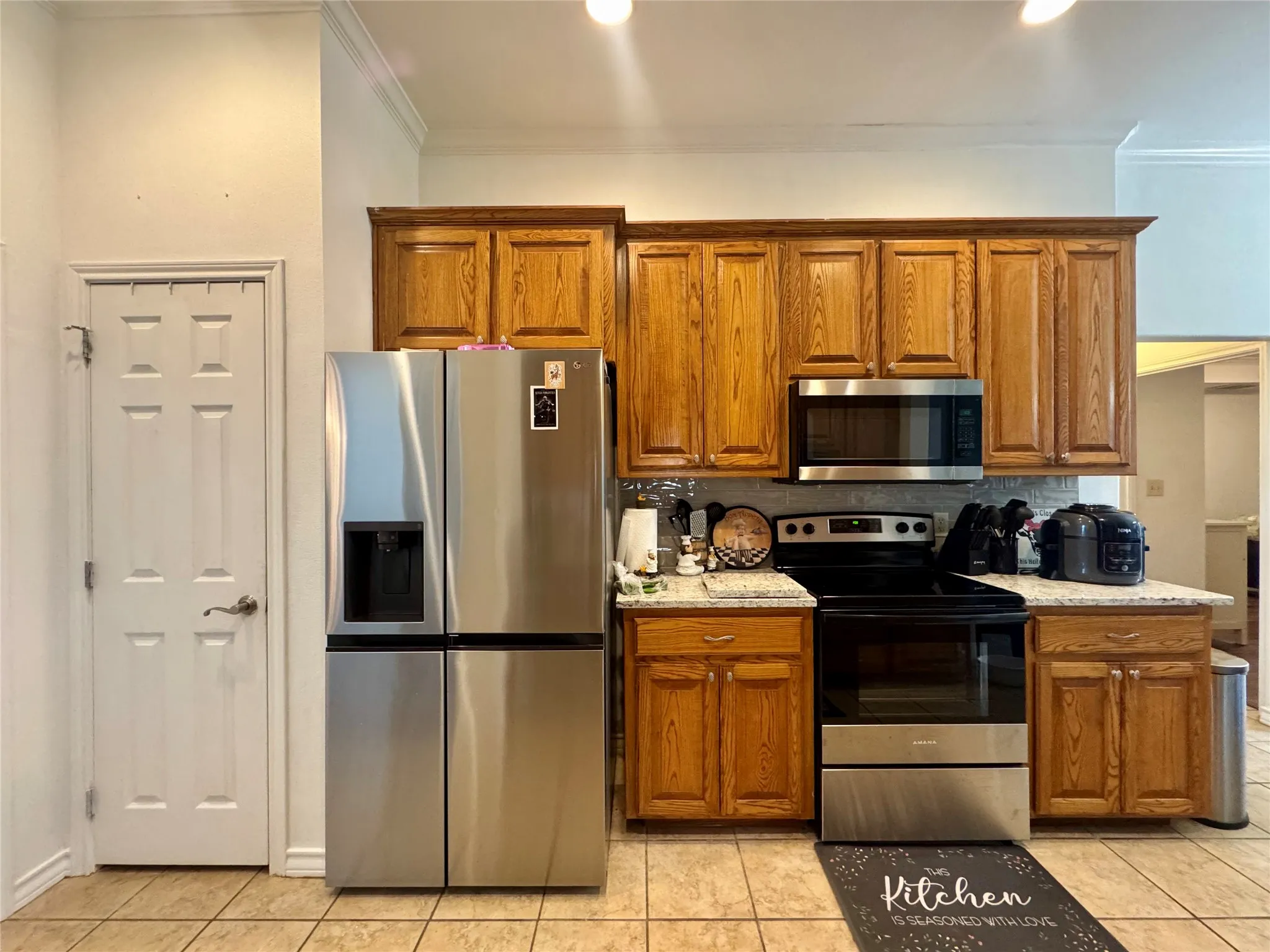 Single Family Residence For Sale in Hood County , 2942 Meandering Way, Granbury, Texas 76049, 3 Bedroom, 2 Bathroom, 2 Garage spaces, 1,753 Sqft, built in 2005, mls#21307959, Real Estate Agent in Granbury, Homes For Sale in Hood county, Homes For Sale in Granbury, Realtor in Granbury Texas, Real Estate Brokerage Independent Realty Texas, Luminita Cordes Realtor