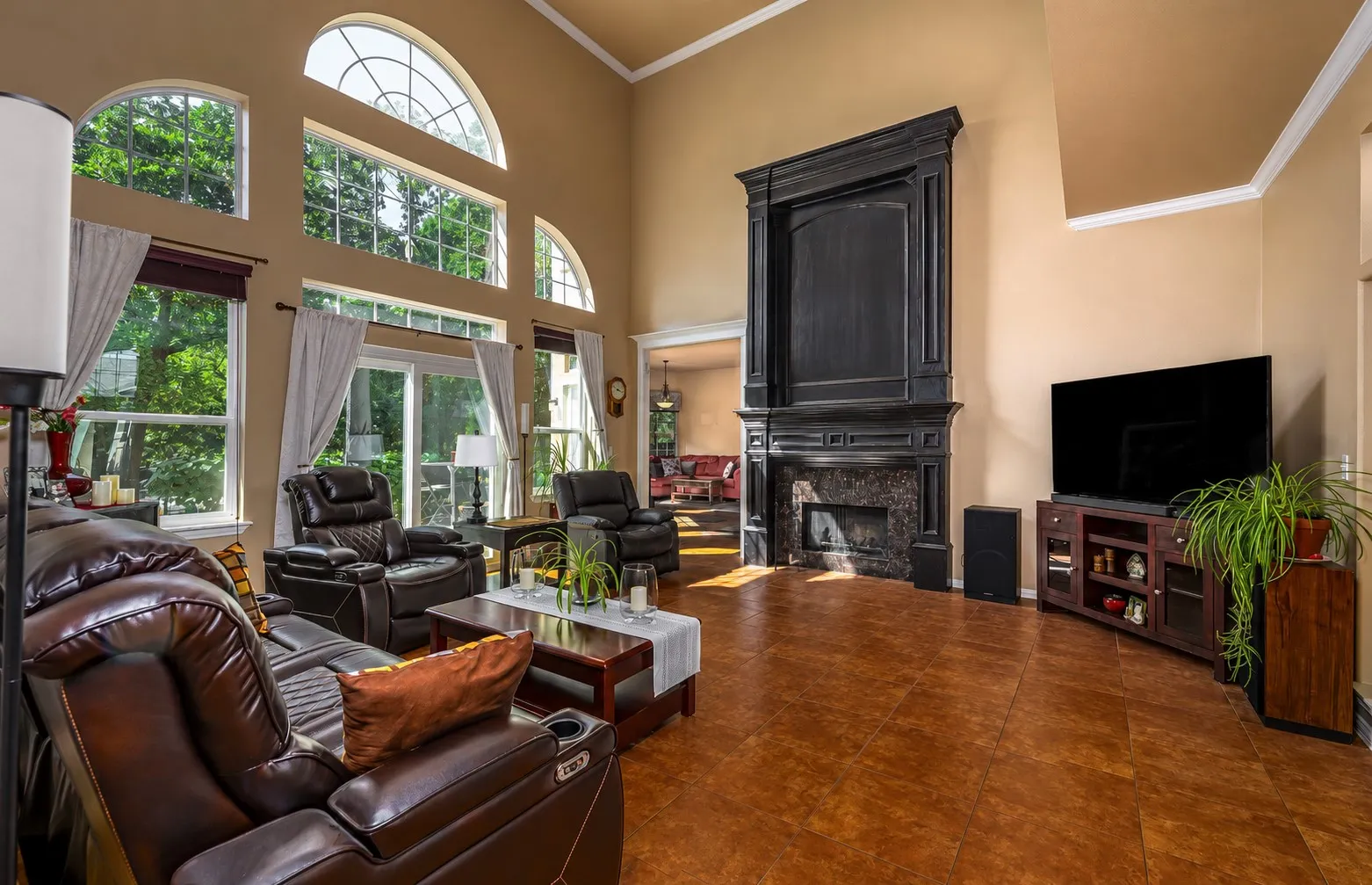 Single Family Residence For Sale in Wise County , 100 Manders Court, Runaway Bay, Texas 76426, 4 Bedroom, 4 Bathroom, 3 Garage spaces, 4,400 Sqft, built in 2004, mls#21307994, Real Estate Agent in Runaway Bay, Homes For Sale in Wise county, Homes For Sale in Runaway Bay, Realtor in Runaway Bay Texas, Real Estate Brokerage Independent Realty Texas, Luminita Cordes Realtor