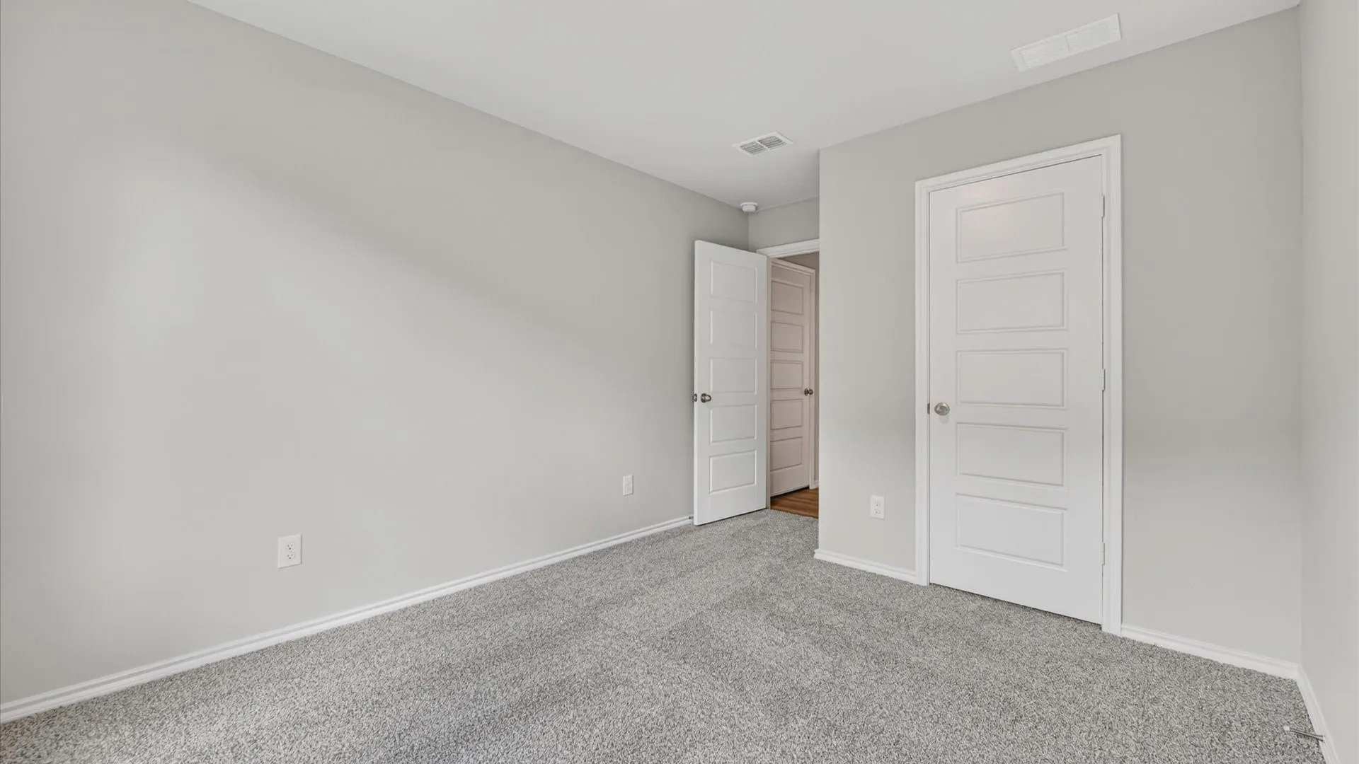 Single Family Residence For Sale in Johnson County , 313 WAYLAND Street, Keene, Texas 76059, 5 Bedroom, 2 Bathroom, 2 Garage spaces, 1,927 Sqft, built in 2026, mls#21307184, Real Estate Agent in Keene, Homes For Sale in Johnson county, Homes For Sale in Keene, Realtor in Keene Texas, Real Estate Brokerage Independent Realty Texas, Luminita Cordes Realtor