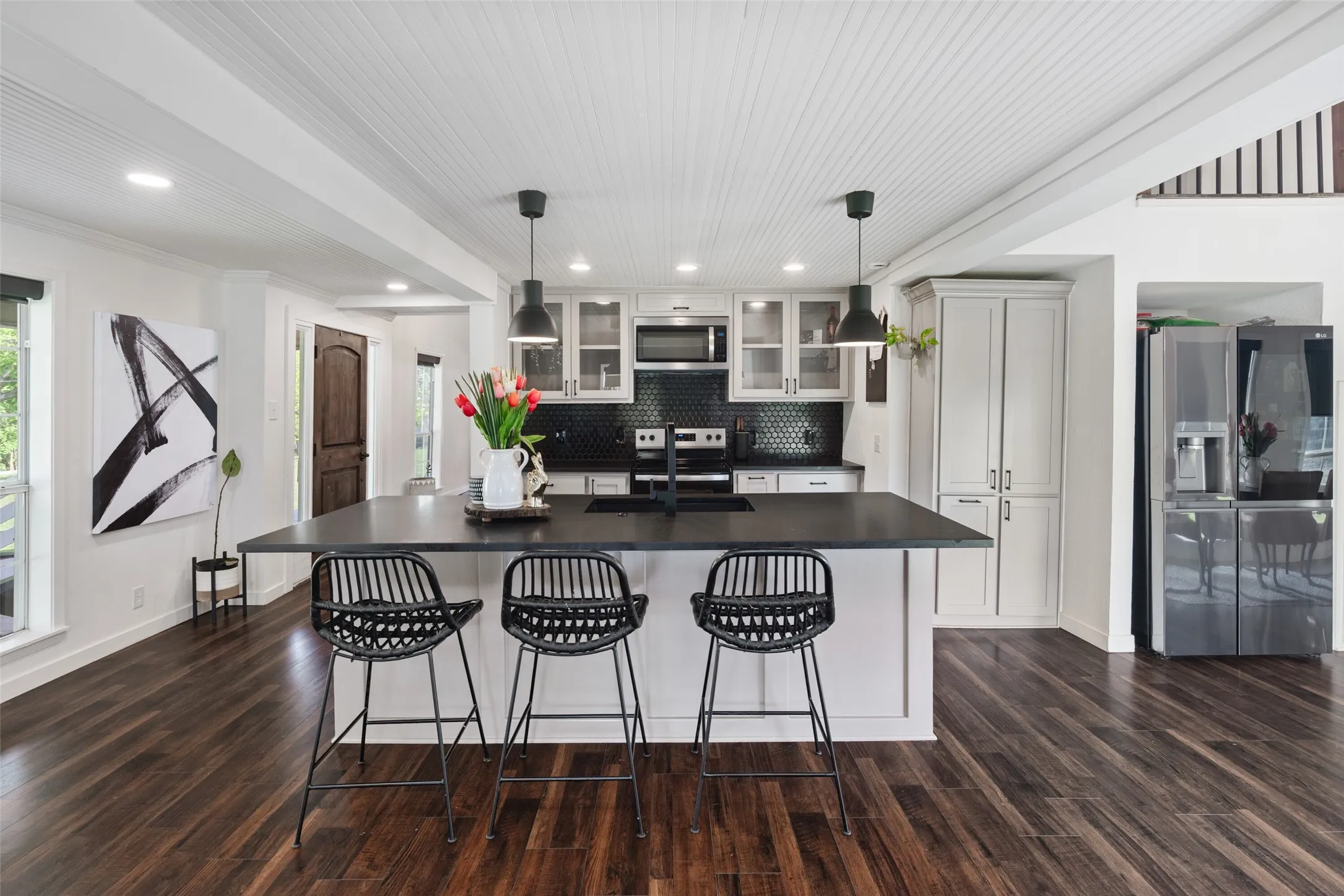 Single Family Residence For Sale in Collin County , 313 Chicken Street, Weston, Texas 75009, 3 Bedroom, 3 Bathroom, 4 Garage spaces, 2,433 Sqft, built in 1958, mls#21307060, Real Estate Agent in Weston, Homes For Sale in Collin county, Homes For Sale in Weston, Realtor in Weston Texas, Real Estate Brokerage Independent Realty Texas, Luminita Cordes Realtor