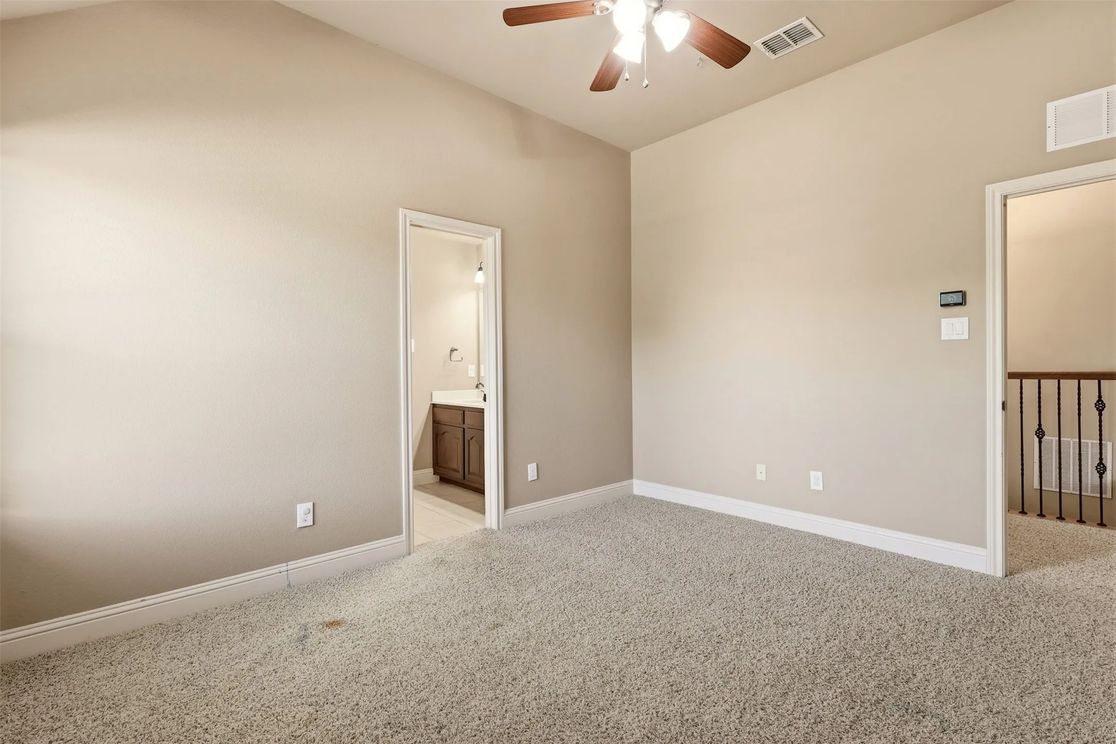 Single Family Residence For Rent in Denton County , 627 Seymour Drive, Frisco, Texas 75033, 4 Bedroom, 4 Bathroom, 3 Garage spaces, 4,241 Sqft, built in 2008, mls#21307717, Real Estate Agent in Frisco, Homes For Rent in Denton county, Homes For Rent in Frisco, Realtor in Frisco Texas, Real Estate Brokerage Independent Realty Texas, Luminita Cordes Realtor