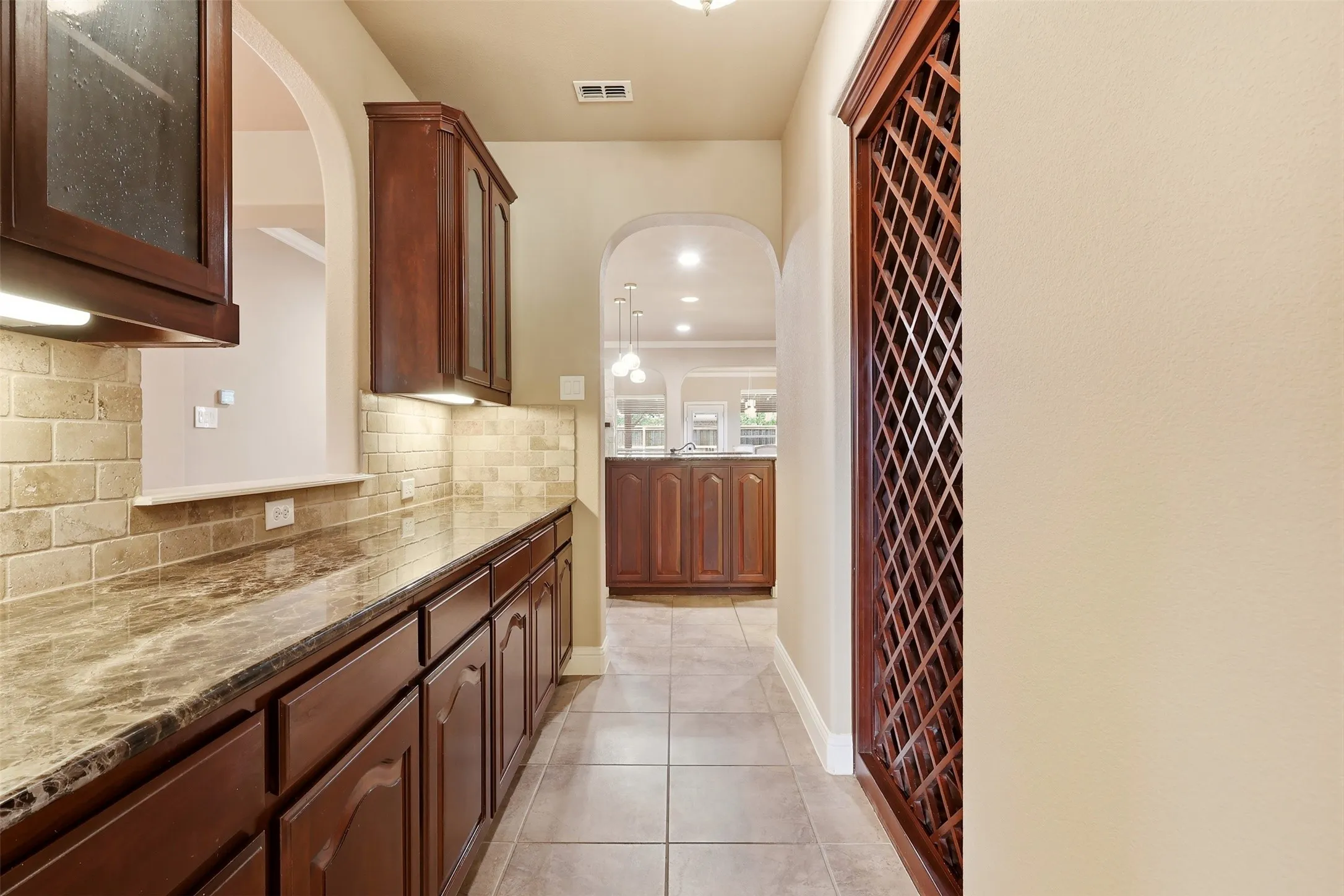 Single Family Residence For Rent in Denton County , 627 Seymour Drive, Frisco, Texas 75033, 4 Bedroom, 4 Bathroom, 3 Garage spaces, 4,241 Sqft, built in 2008, mls#21307717, Real Estate Agent in Frisco, Homes For Rent in Denton county, Homes For Rent in Frisco, Realtor in Frisco Texas, Real Estate Brokerage Independent Realty Texas, Luminita Cordes Realtor