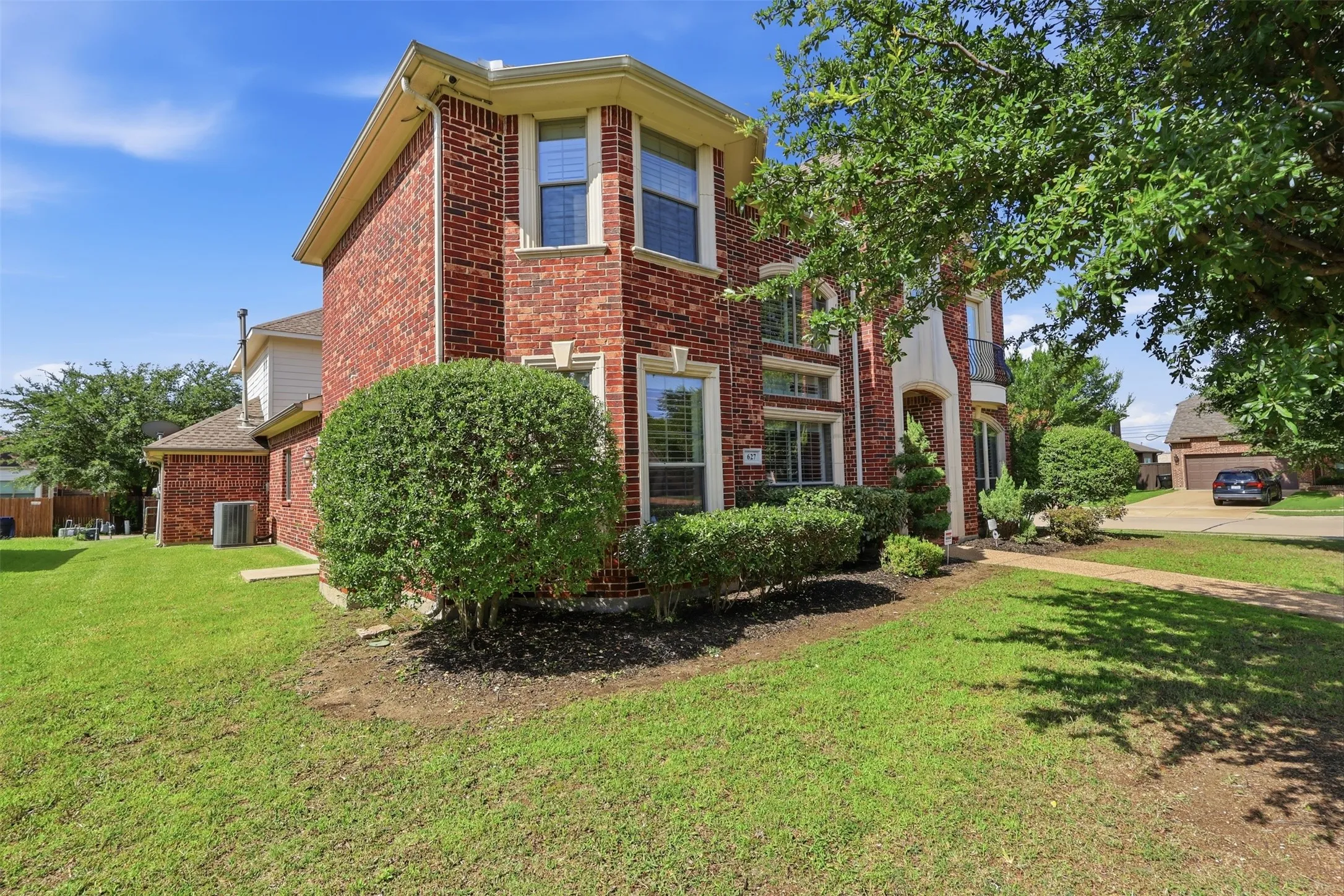Single Family Residence For Rent in Denton County , 627 Seymour Drive, Frisco, Texas 75033, 4 Bedroom, 4 Bathroom, 3 Garage spaces, 4,241 Sqft, built in 2008, mls#21307717, Real Estate Agent in Frisco, Homes For Rent in Denton county, Homes For Rent in Frisco, Realtor in Frisco Texas, Real Estate Brokerage Independent Realty Texas, Luminita Cordes Realtor