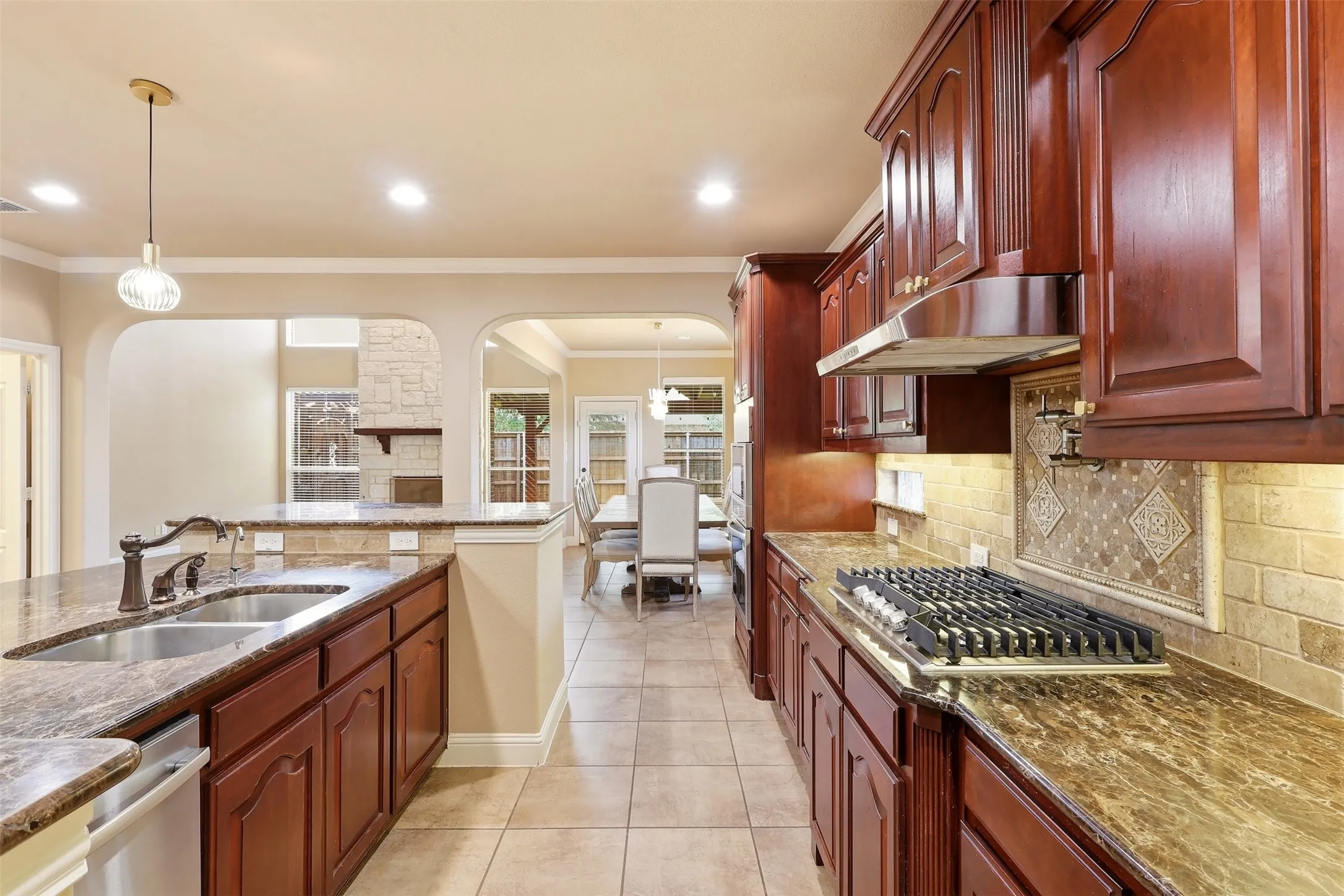 Single Family Residence For Rent in Denton County , 627 Seymour Drive, Frisco, Texas 75033, 4 Bedroom, 4 Bathroom, 3 Garage spaces, 4,241 Sqft, built in 2008, mls#21307717, Real Estate Agent in Frisco, Homes For Rent in Denton county, Homes For Rent in Frisco, Realtor in Frisco Texas, Real Estate Brokerage Independent Realty Texas, Luminita Cordes Realtor